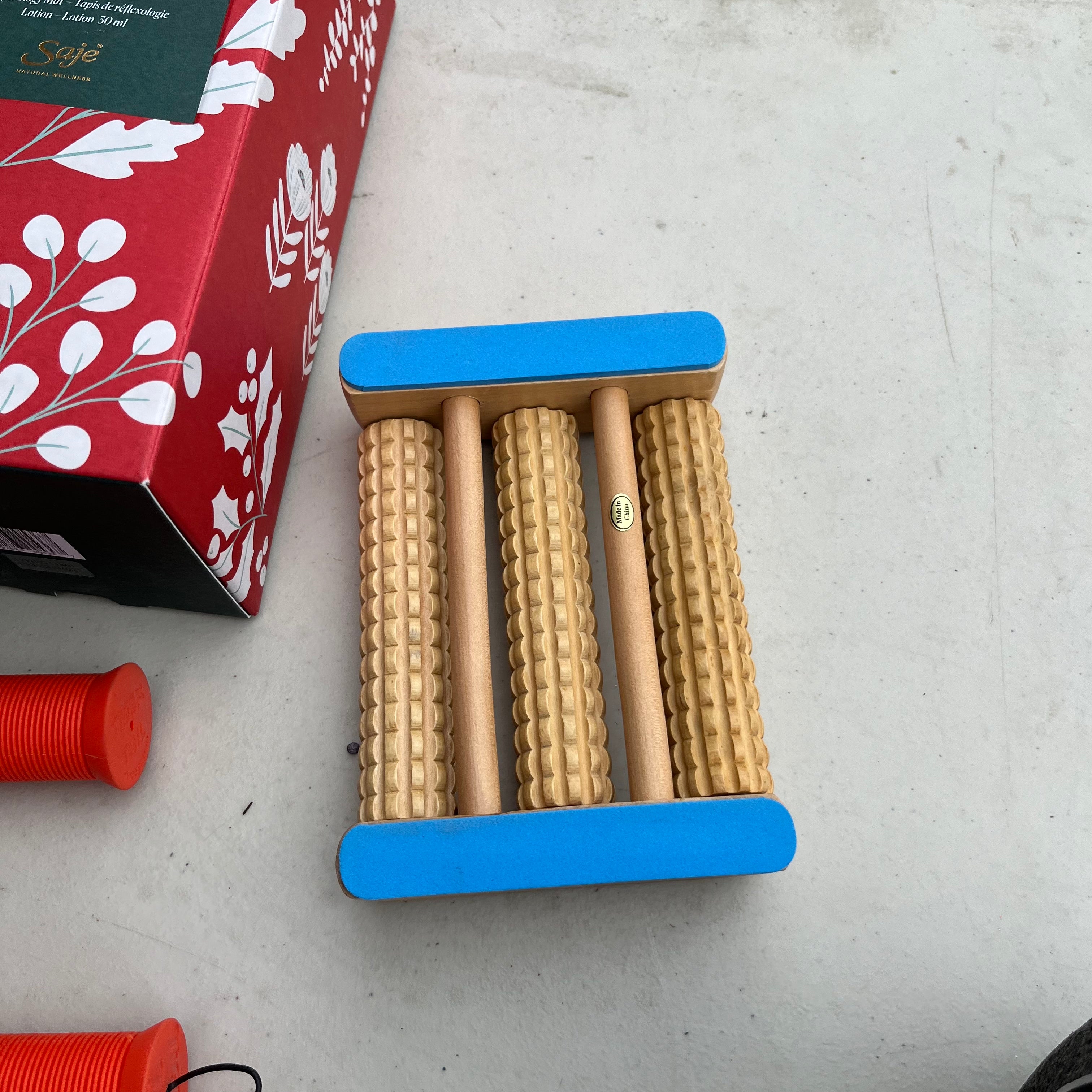 D706 Home Grouping (yoga mat, foam roller and more)