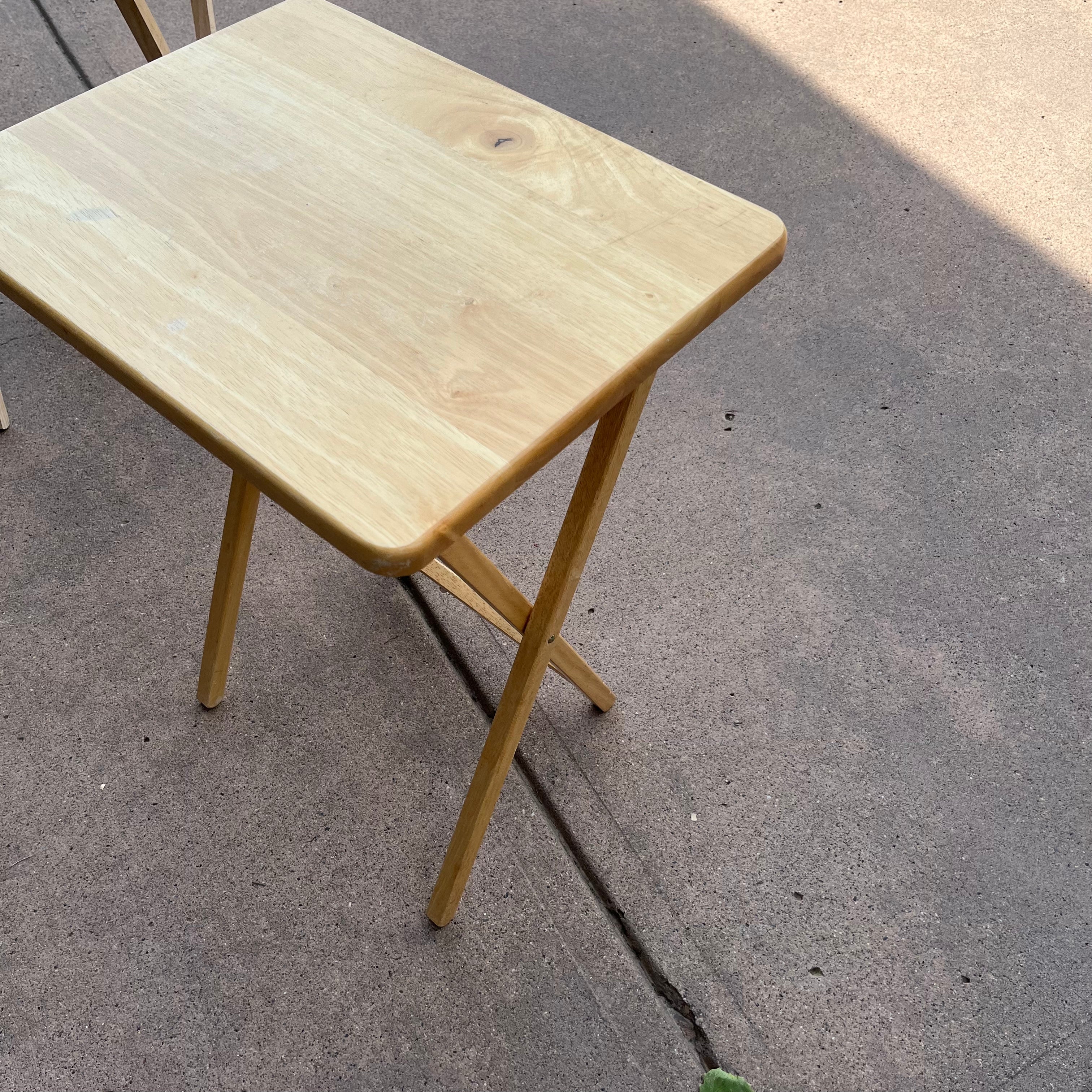 D710 Set of 4 wooden TV trays