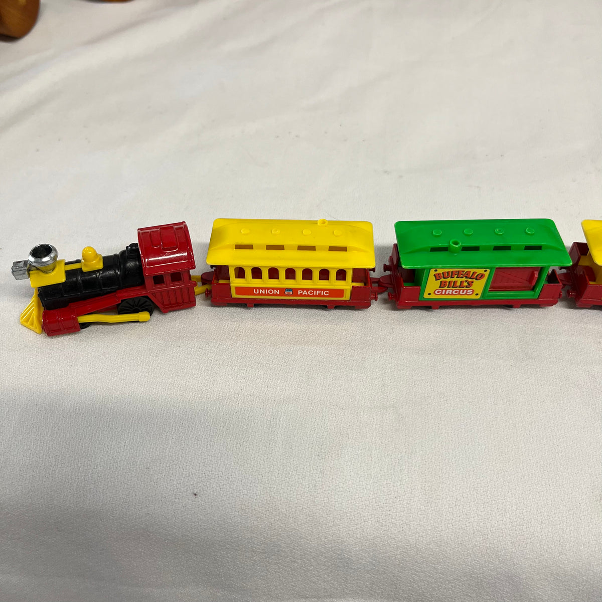 U907 Vintage Wooden Toy Train Grouping