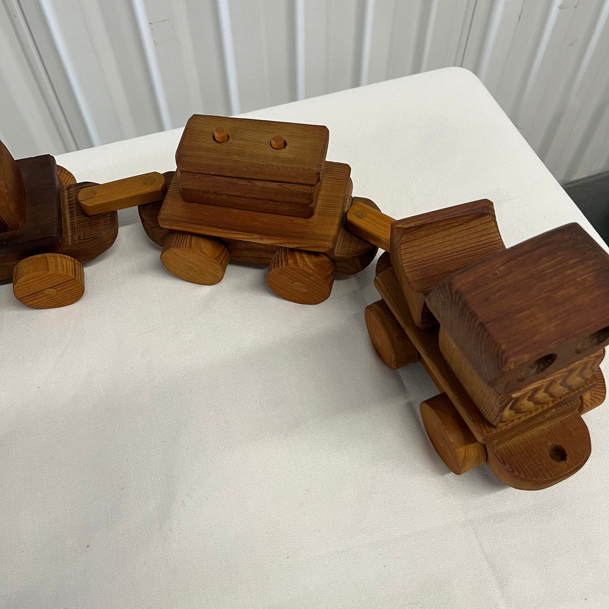 U907 Vintage Wooden Toy Train Grouping