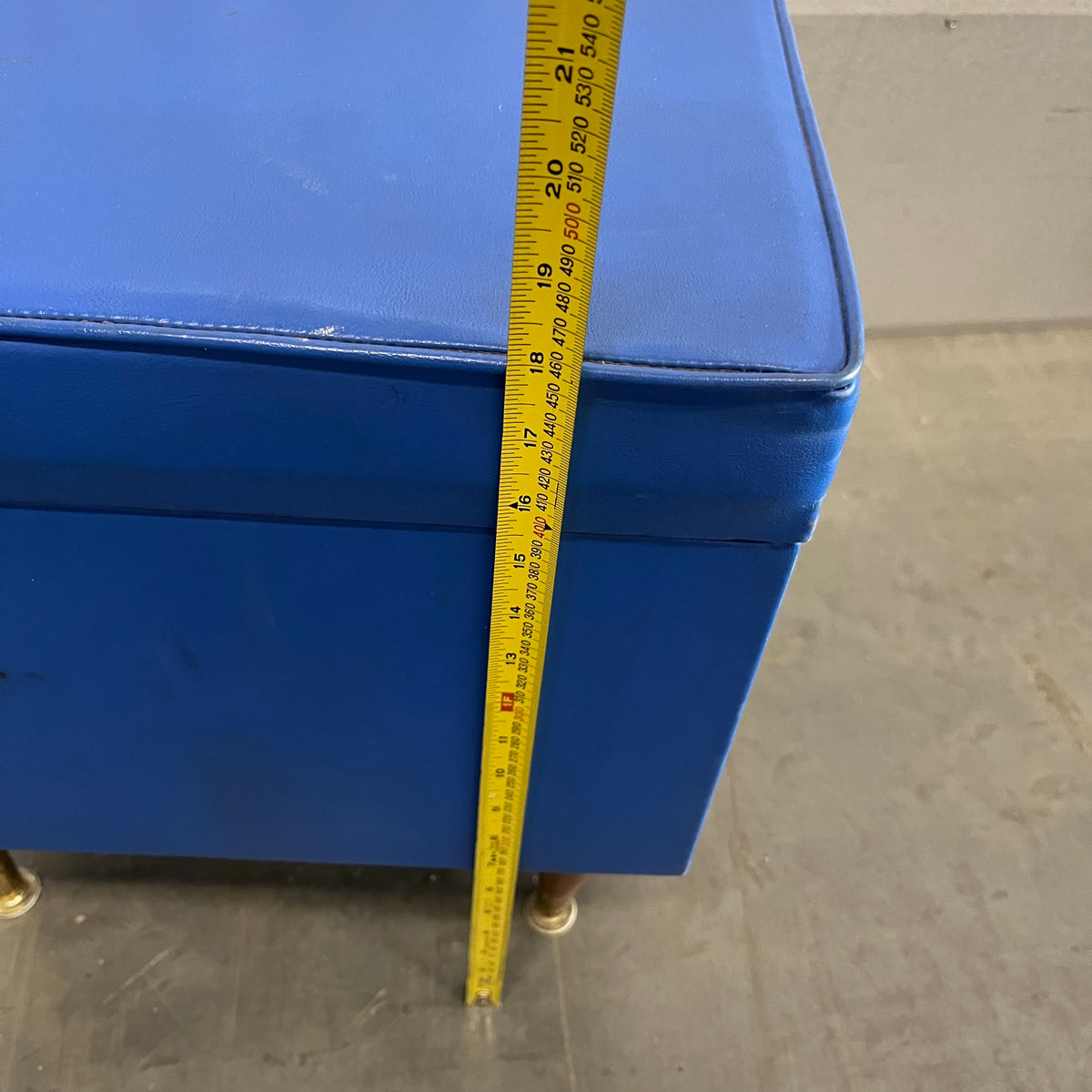 U926 Vintage 16” tall bright blue vinyl storage ottoman