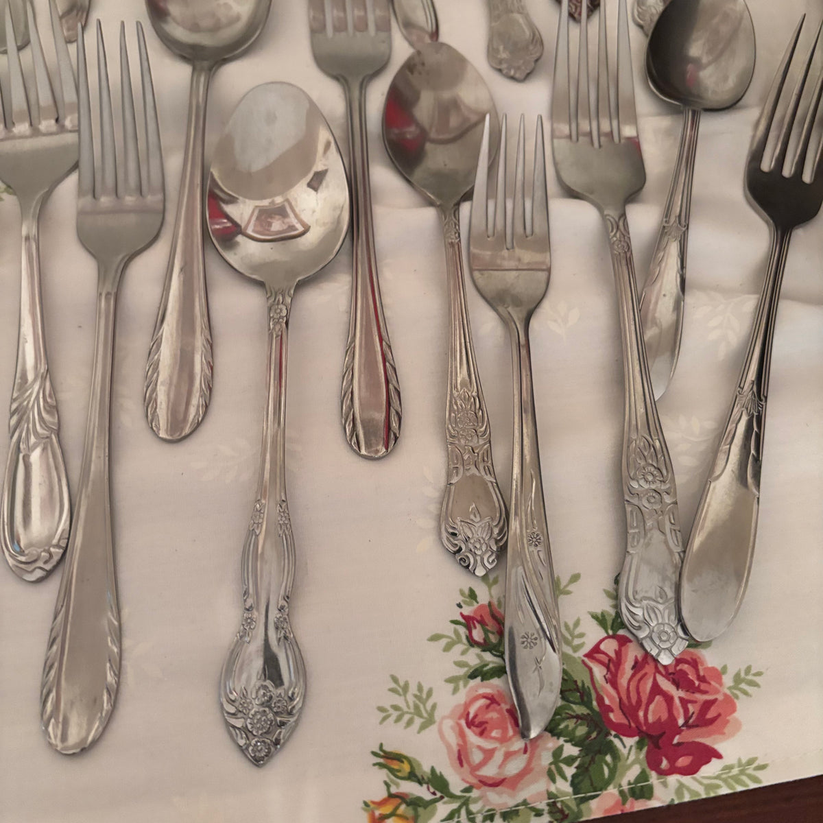 F151 Oneida community flatware, Tudor Queen Bess II pattern