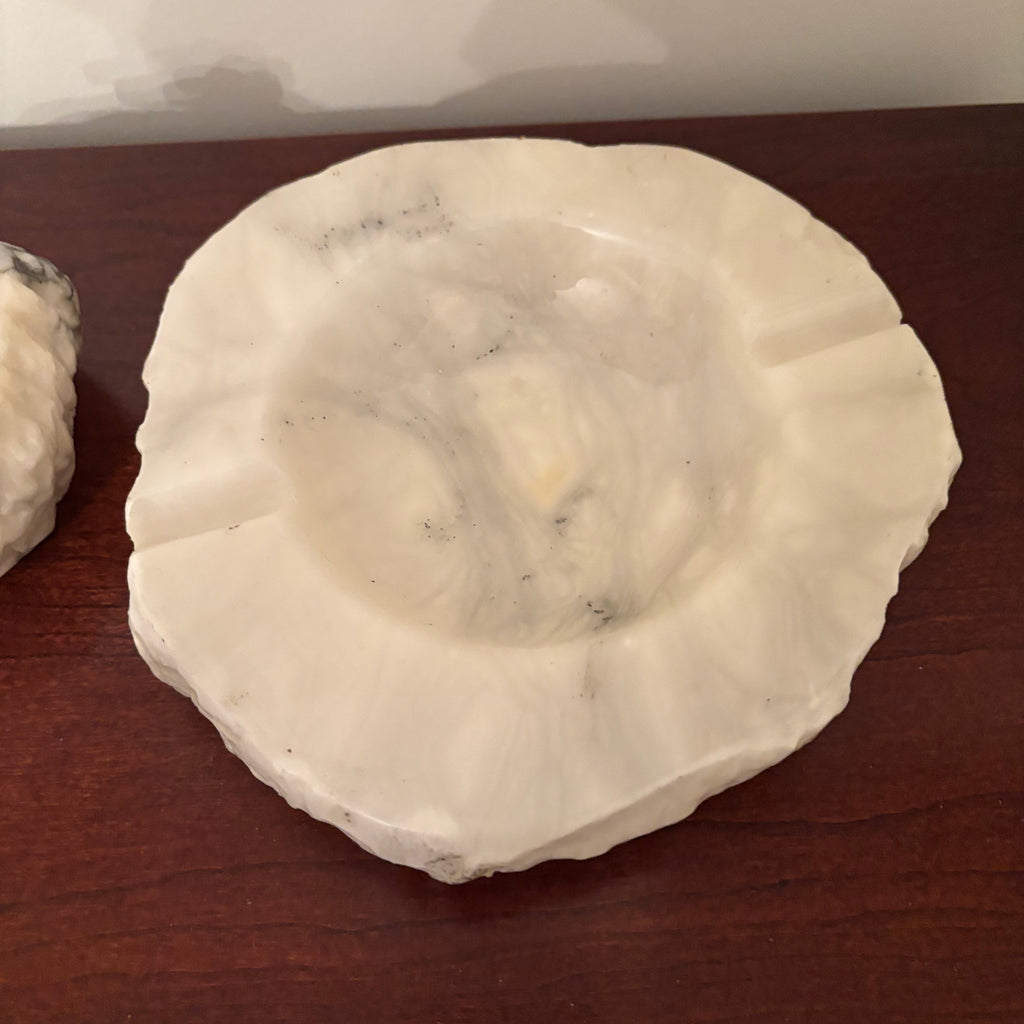 F154 Italian alabaster ashtray (5”) and lighter