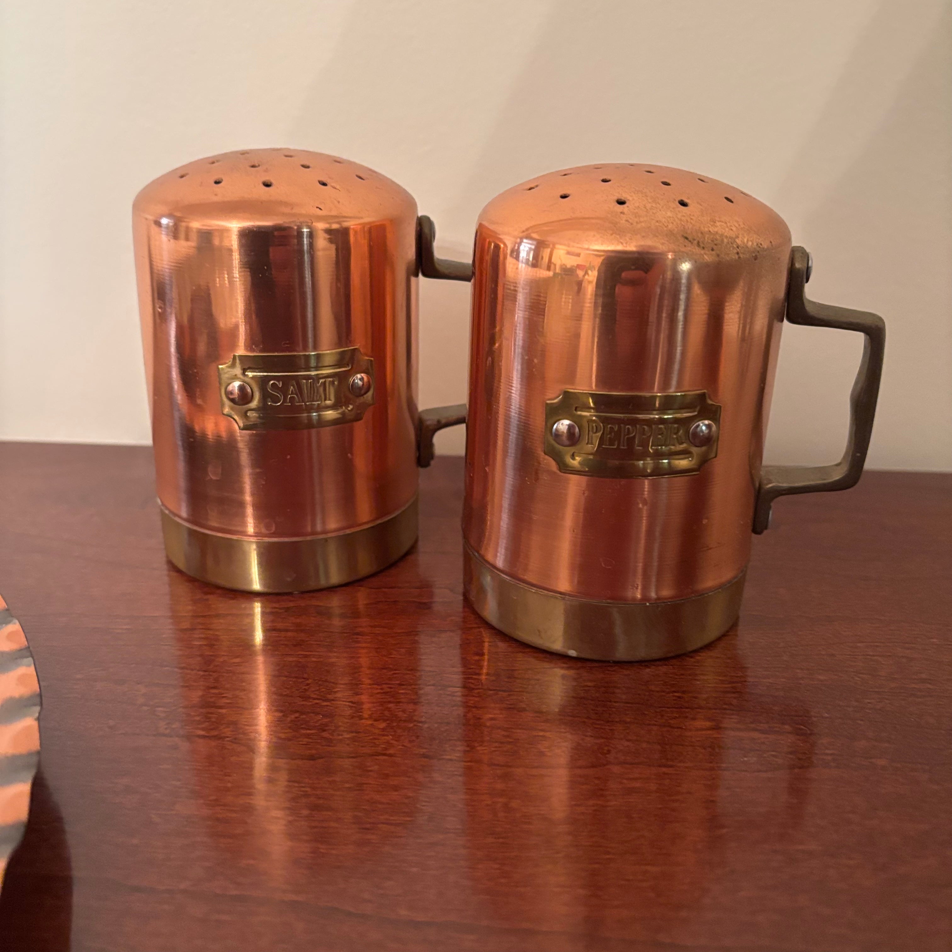 F157 Vintage copper grouping (rooster mould and more)