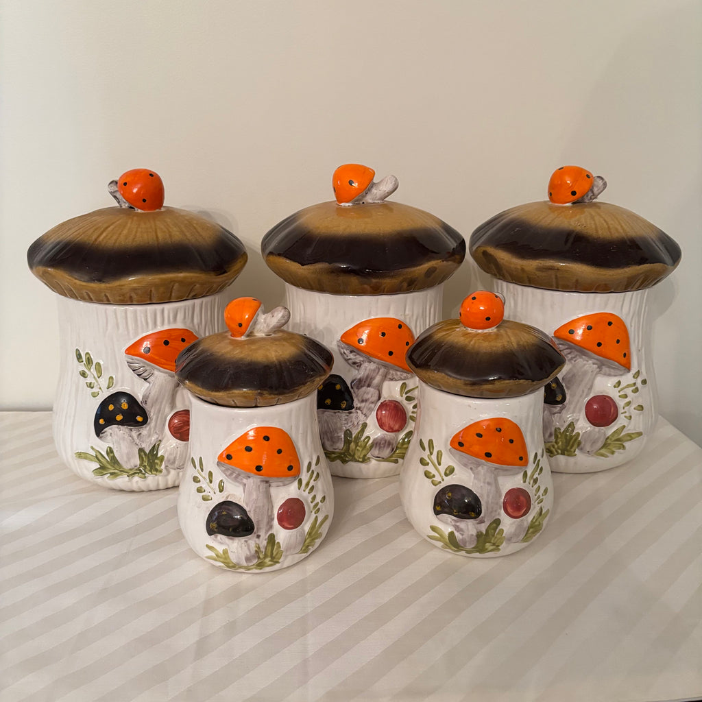 F158 Vintage Sears Merry Mushroom canister set (in excellent condition)