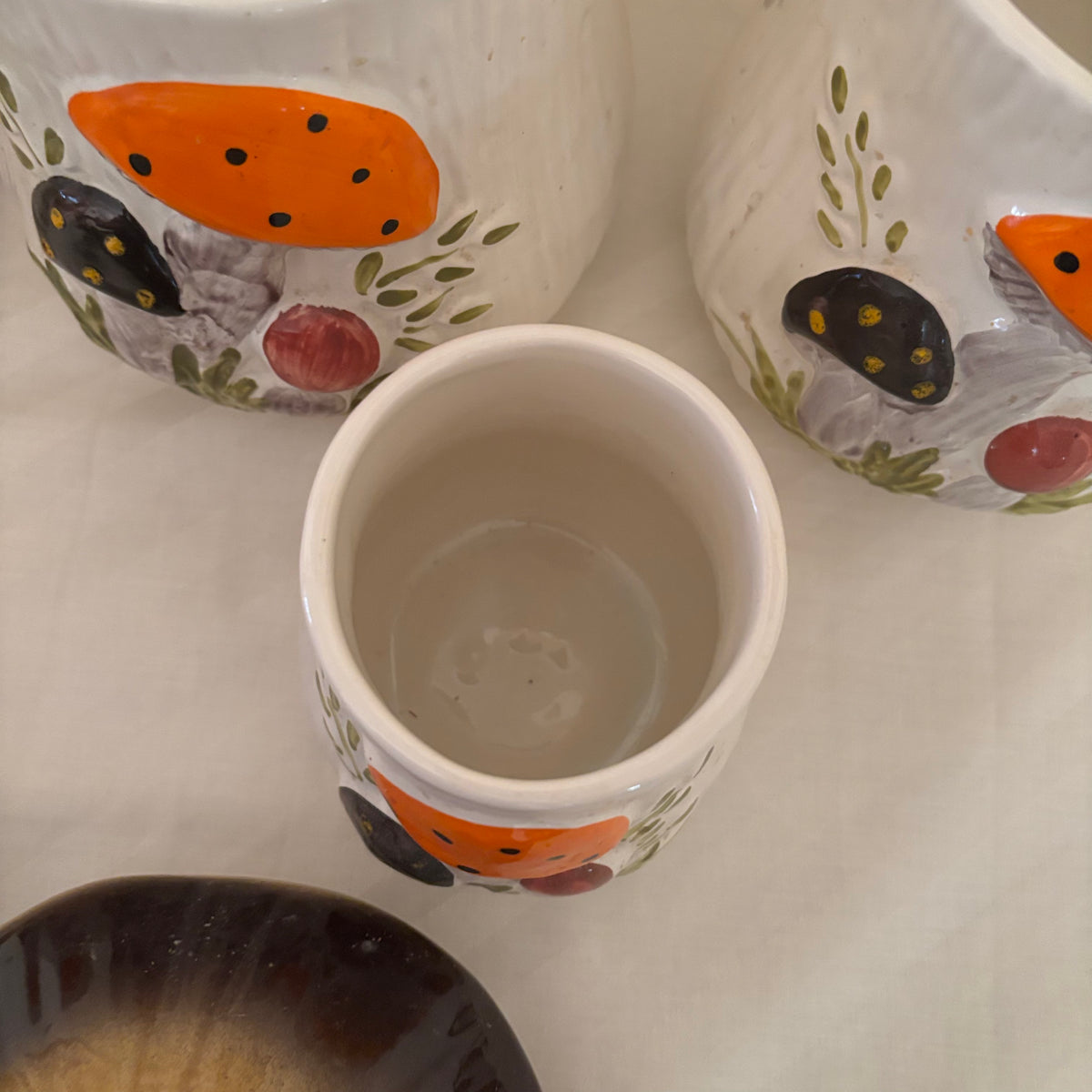 F158 Vintage Sears Merry Mushroom canister set (in excellent condition)