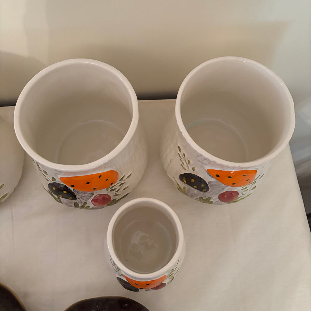 F158 Vintage Sears Merry Mushroom canister set (in excellent condition)