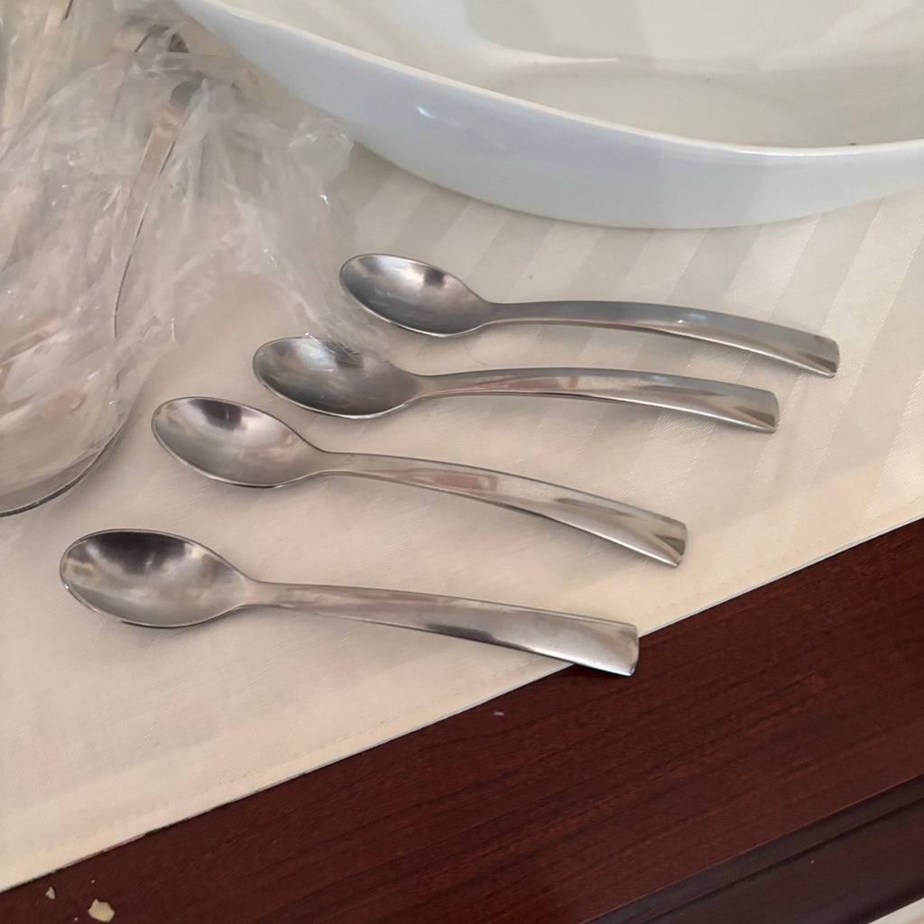 F163 Serving bowl grouping