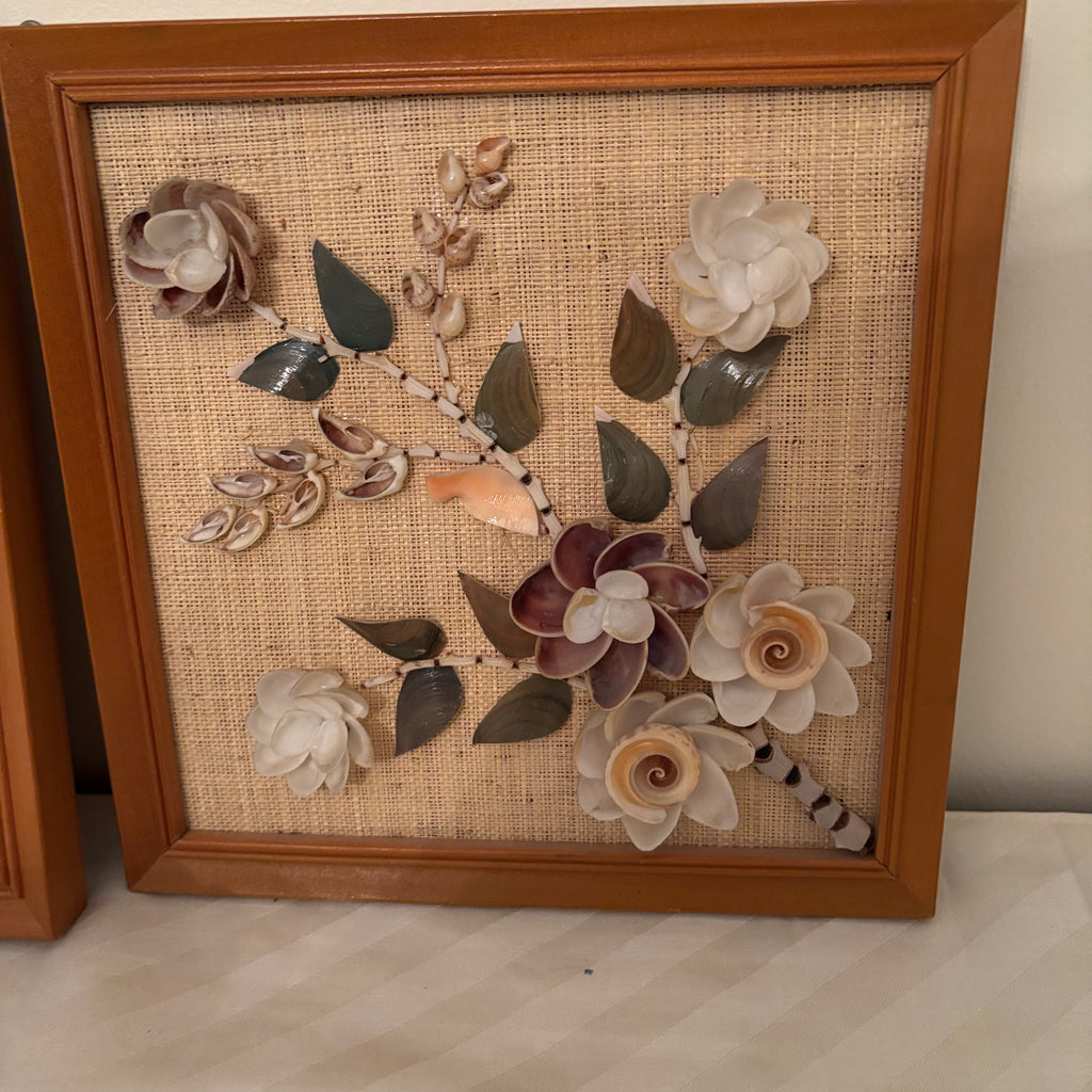 F166 Vintage floral artwork and ceramic sea shell vase
