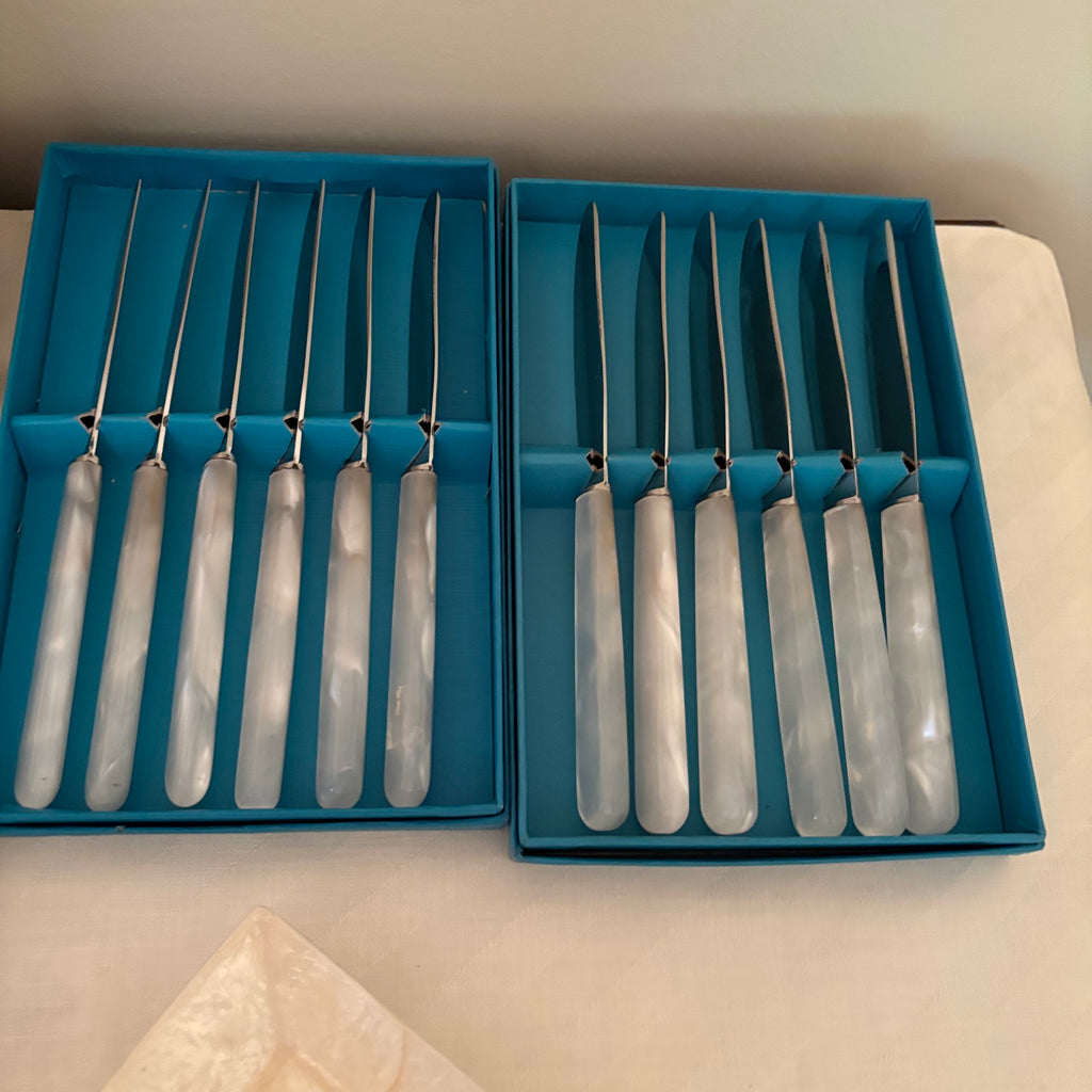 F173 Vintage Cutlery Grouping (Birks Mother of Pearl handled knives and fish knife set)