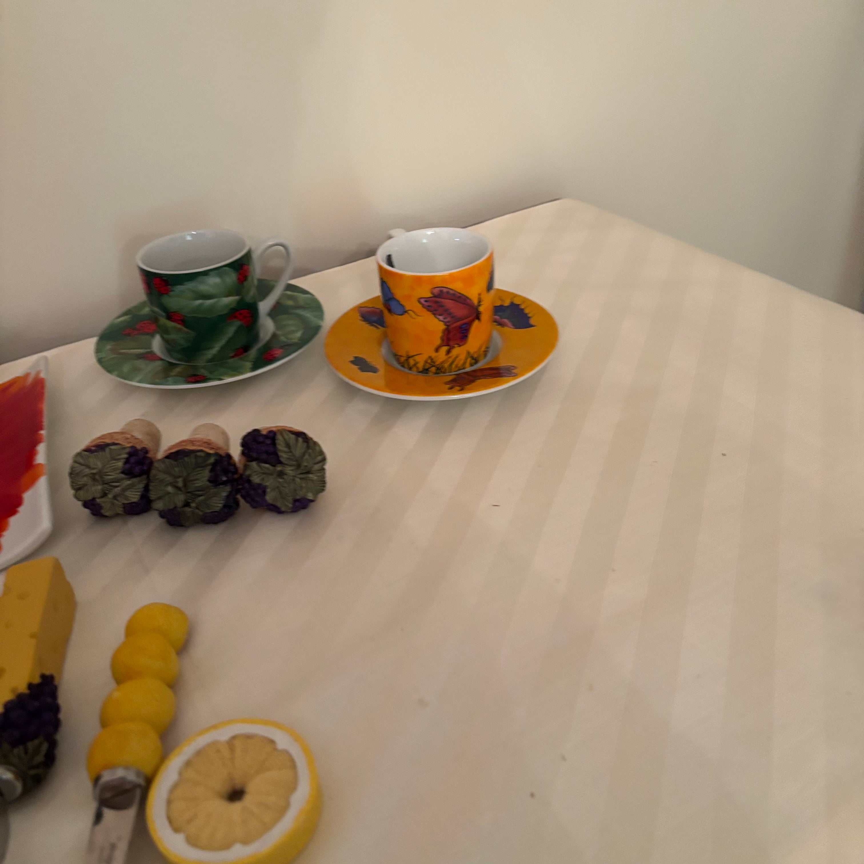 F175 Ceramic serving grouping (strawberry cake plate and more)