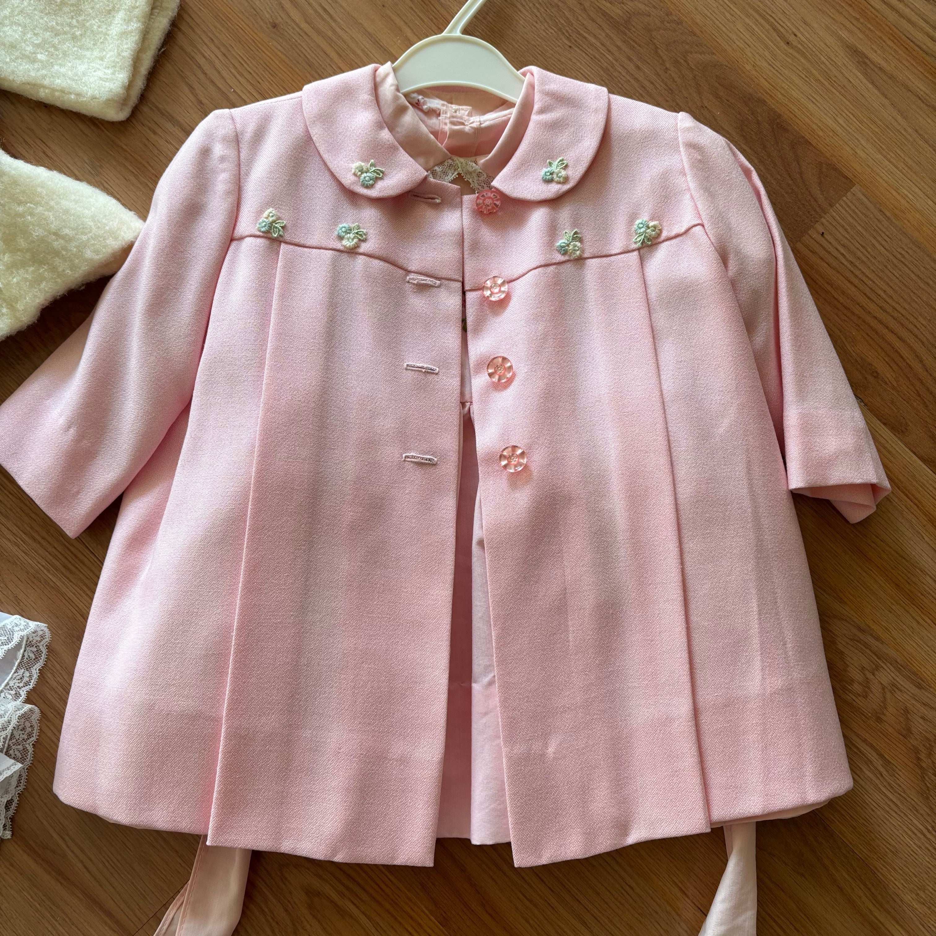 F176 Vintage infant and toddler girls clothing grouping