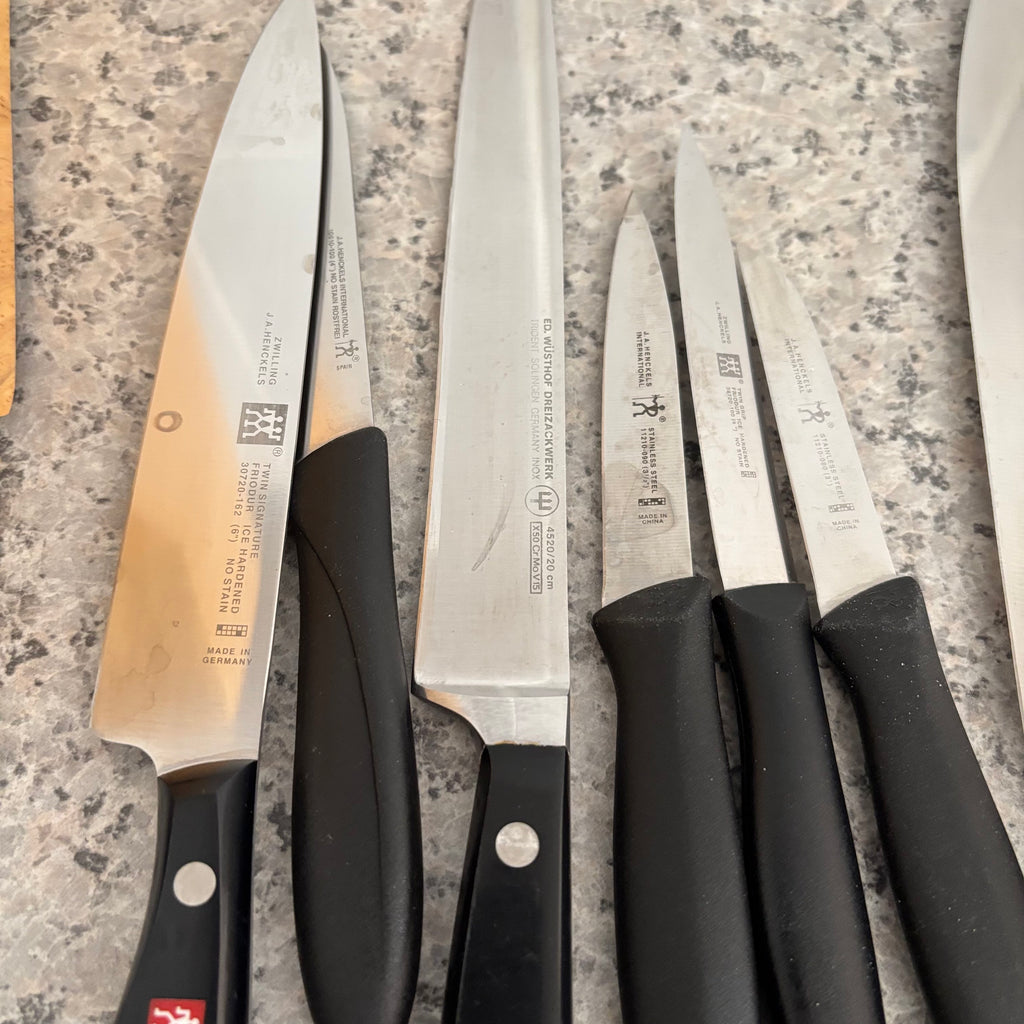 E787 9 Piece Henckels knife set with block