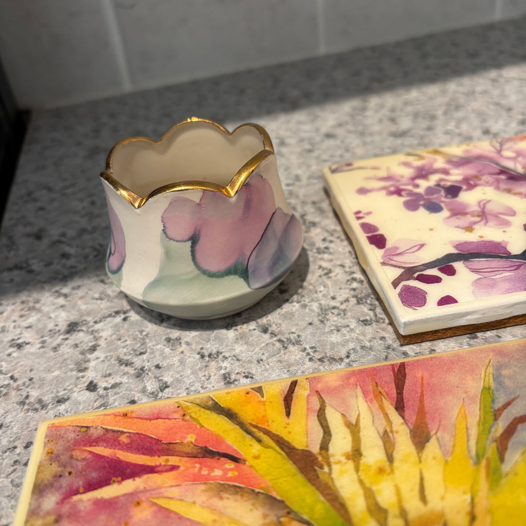 F795 Home Decor Grouping (floral tile plaques and more)