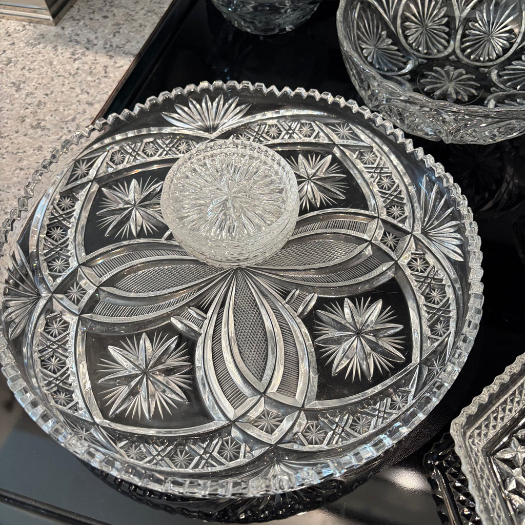 F800 Vintage Glass and Crystal Grouping