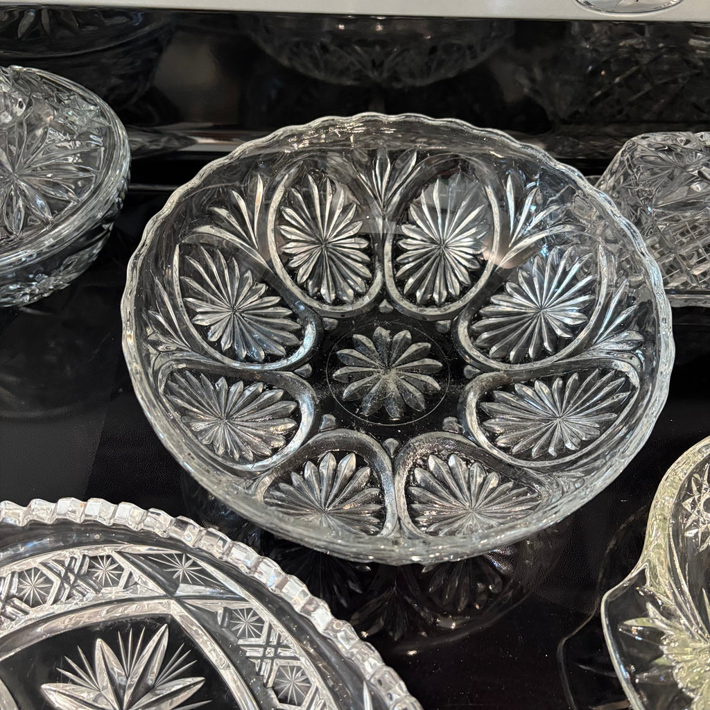 F800 Vintage Glass and Crystal Grouping