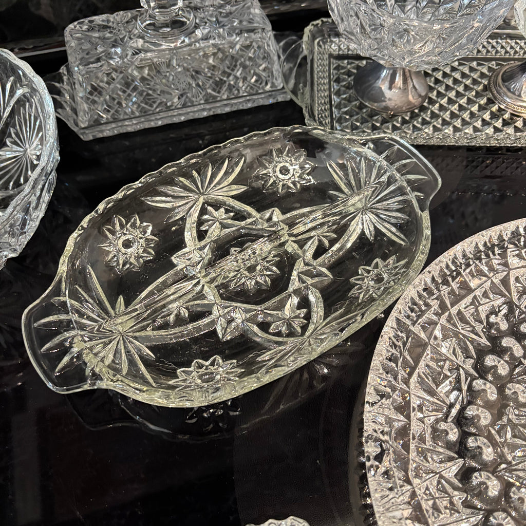 F800 Vintage Glass and Crystal Grouping