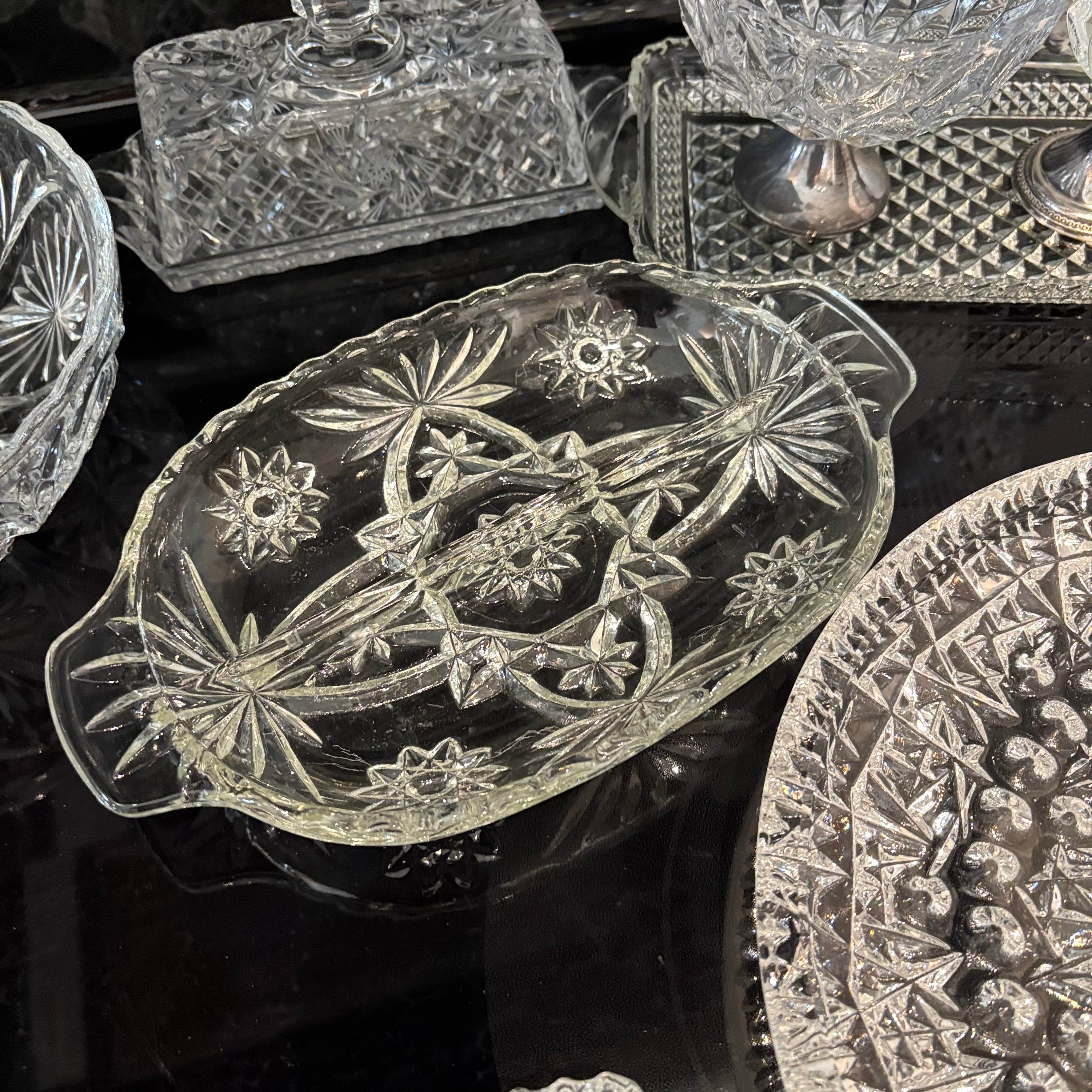 F800 Vintage Glass and Crystal Grouping