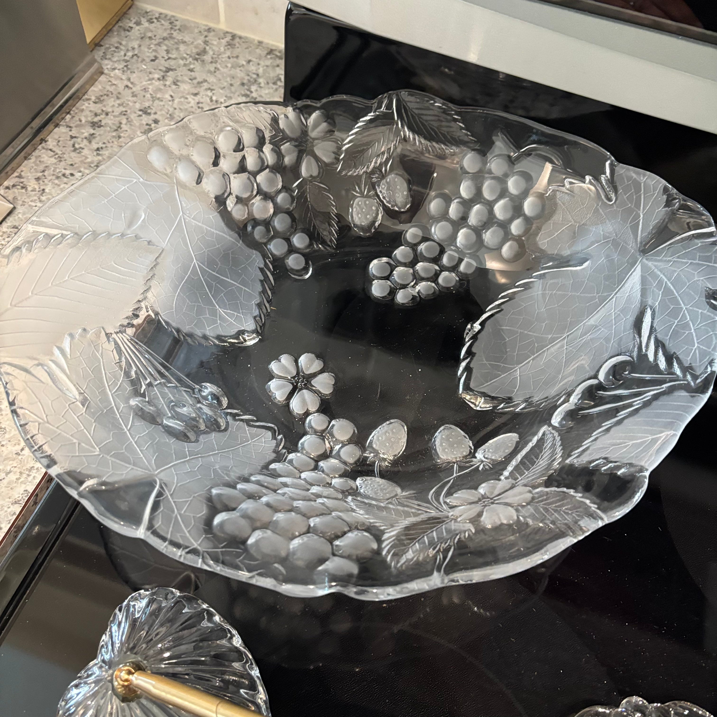 F801 Vintage Glass Grouping (cake plate and more)