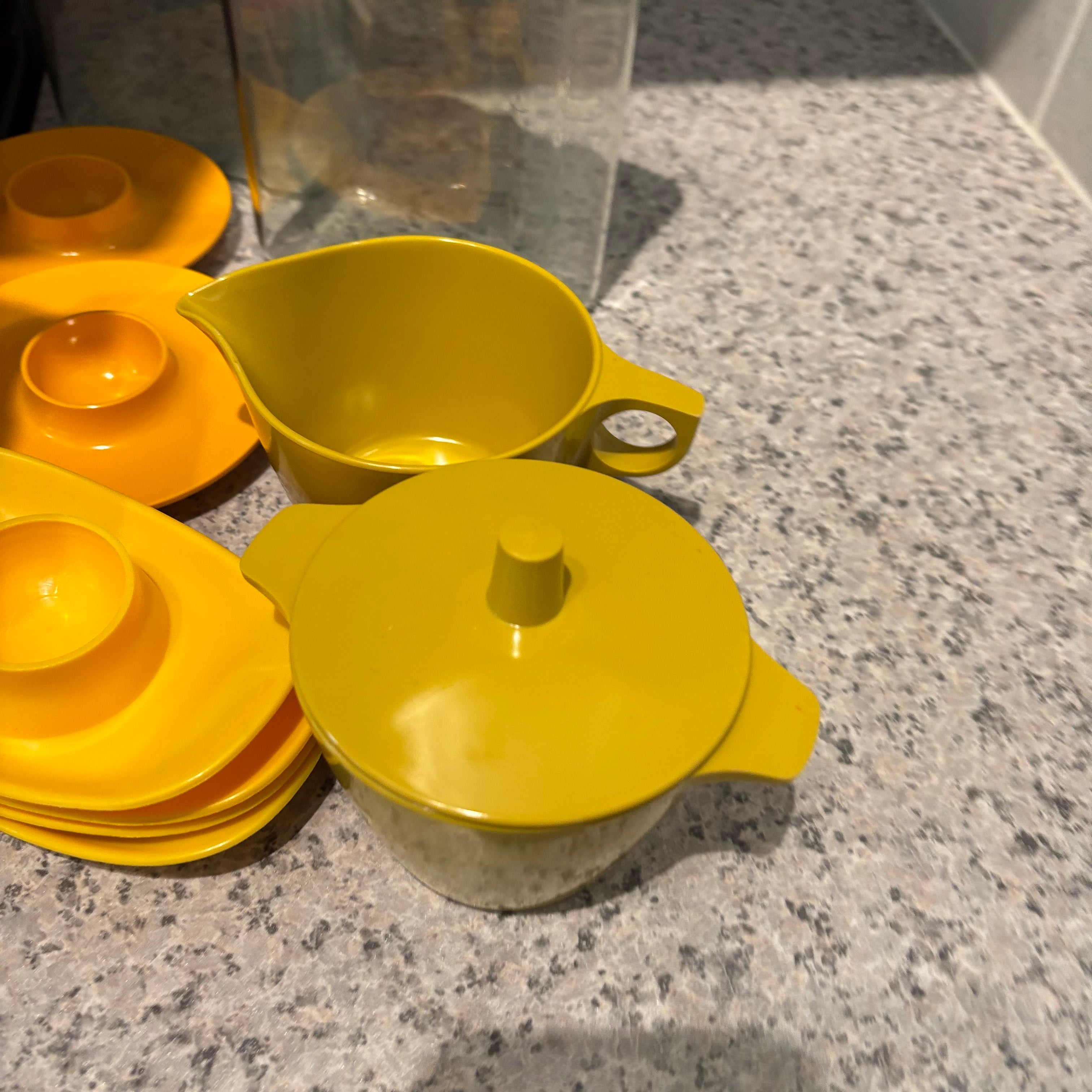 F803 Vintage Kitchen Grouping (Tupperware and more)