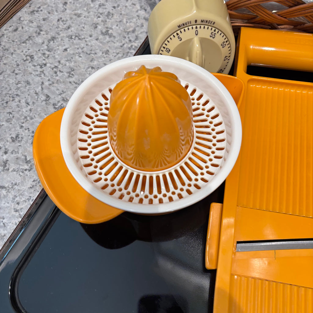 F803 Vintage Kitchen Grouping (Tupperware and more)