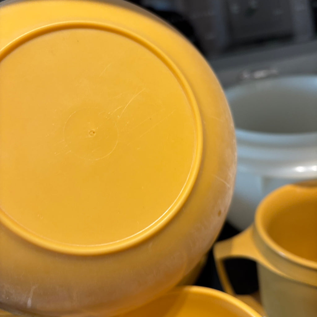 F804 Vintage Kitchen Grouping (melmac and more)