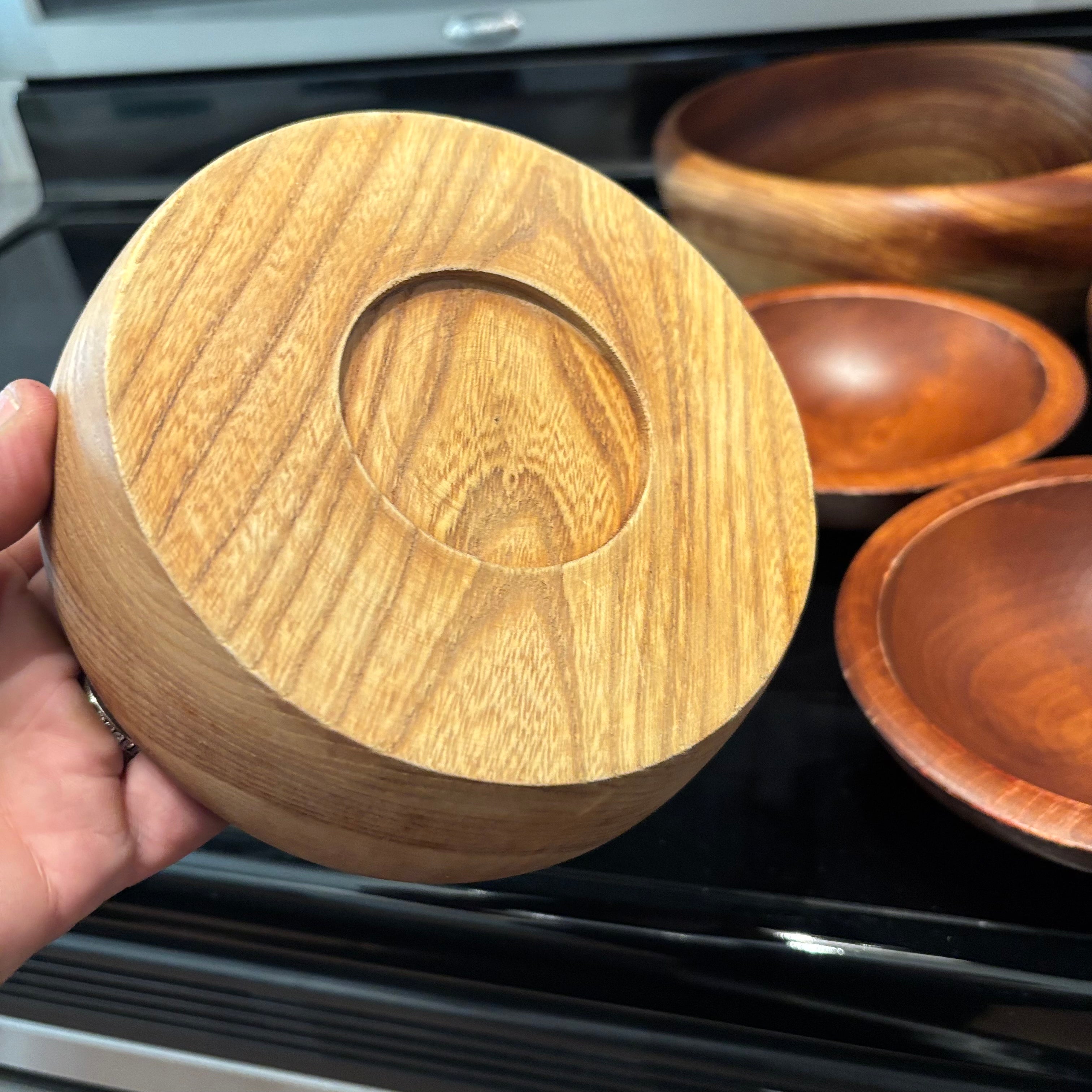 F805 Vintage wooden salad bowls grouping