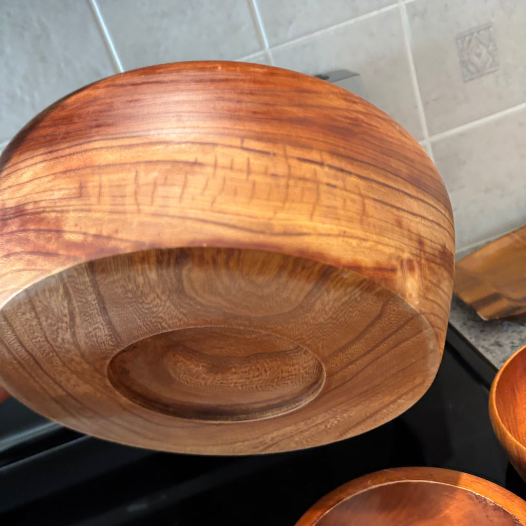 F805 Vintage wooden salad bowls grouping