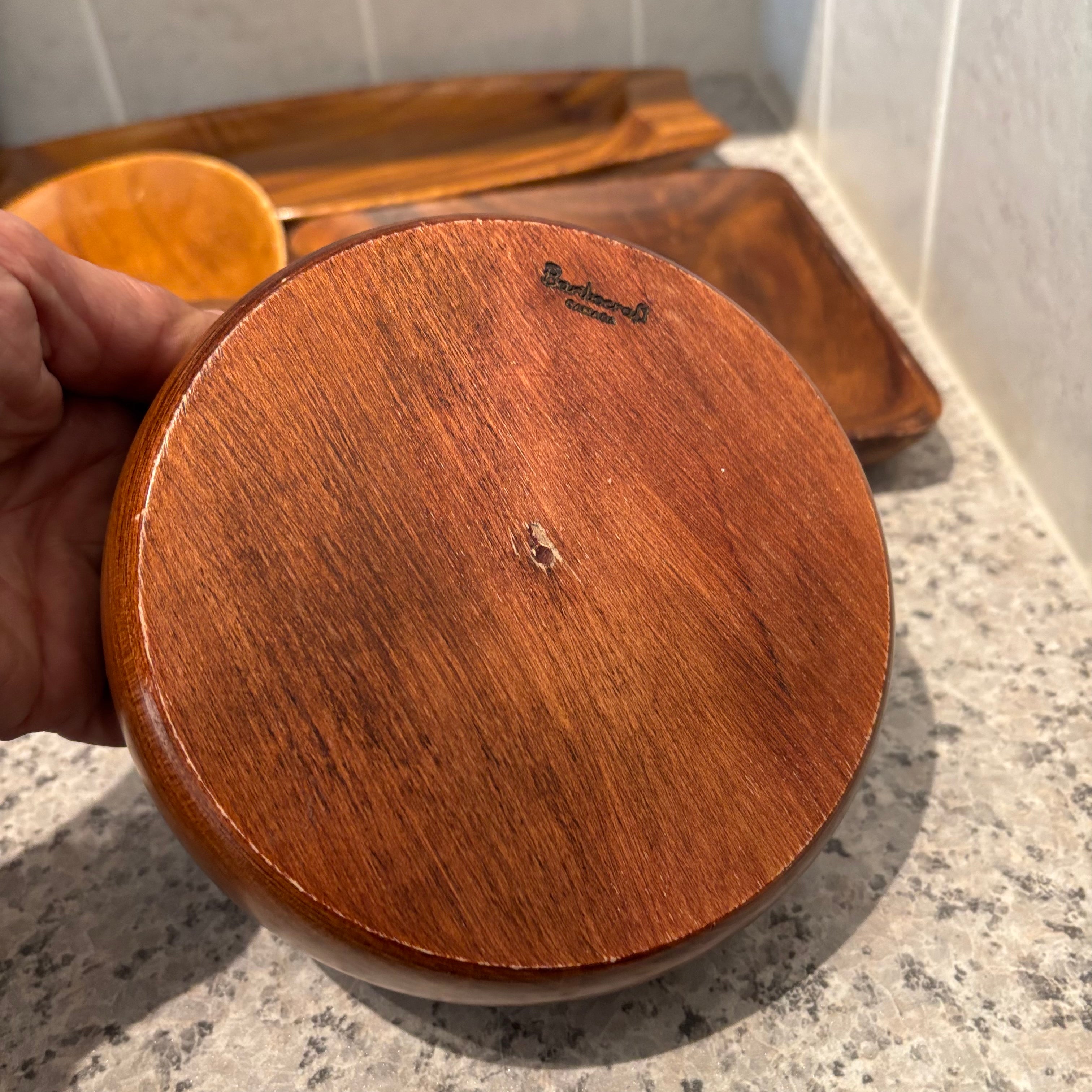 F805 Vintage wooden salad bowls grouping