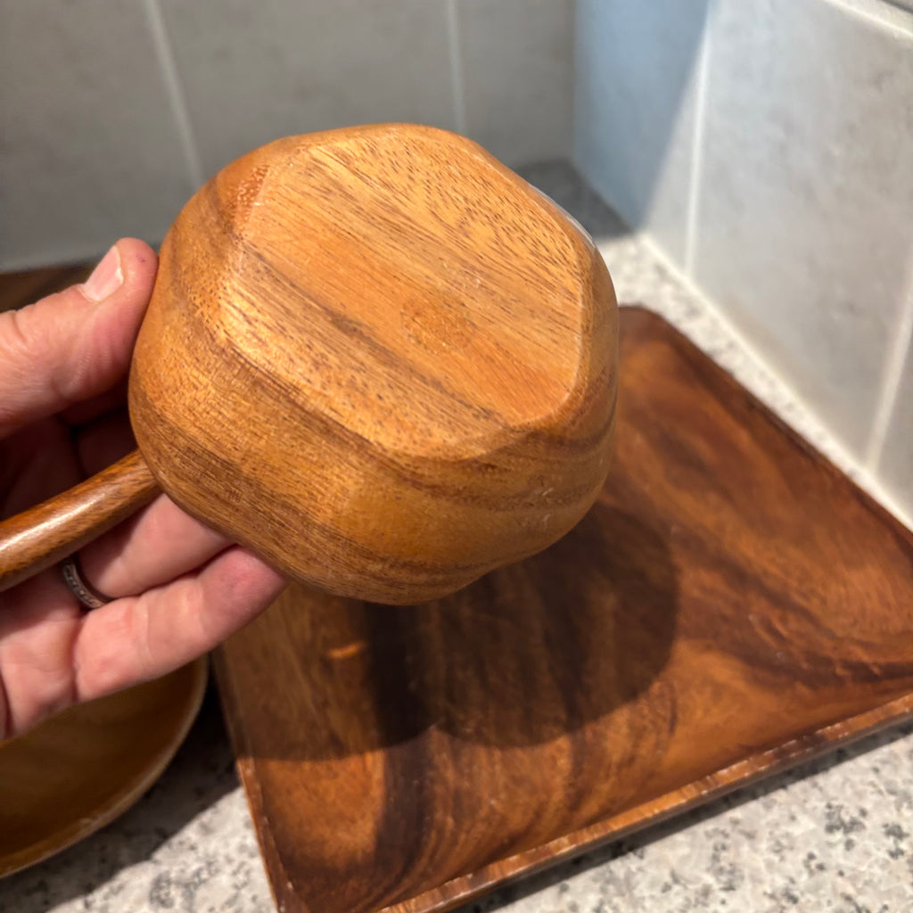 F805 Vintage wooden salad bowls grouping