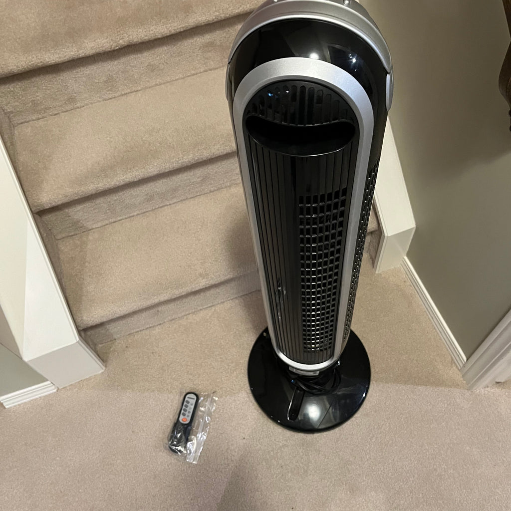 E539 Noma Floor fan with remote ( like new condition)