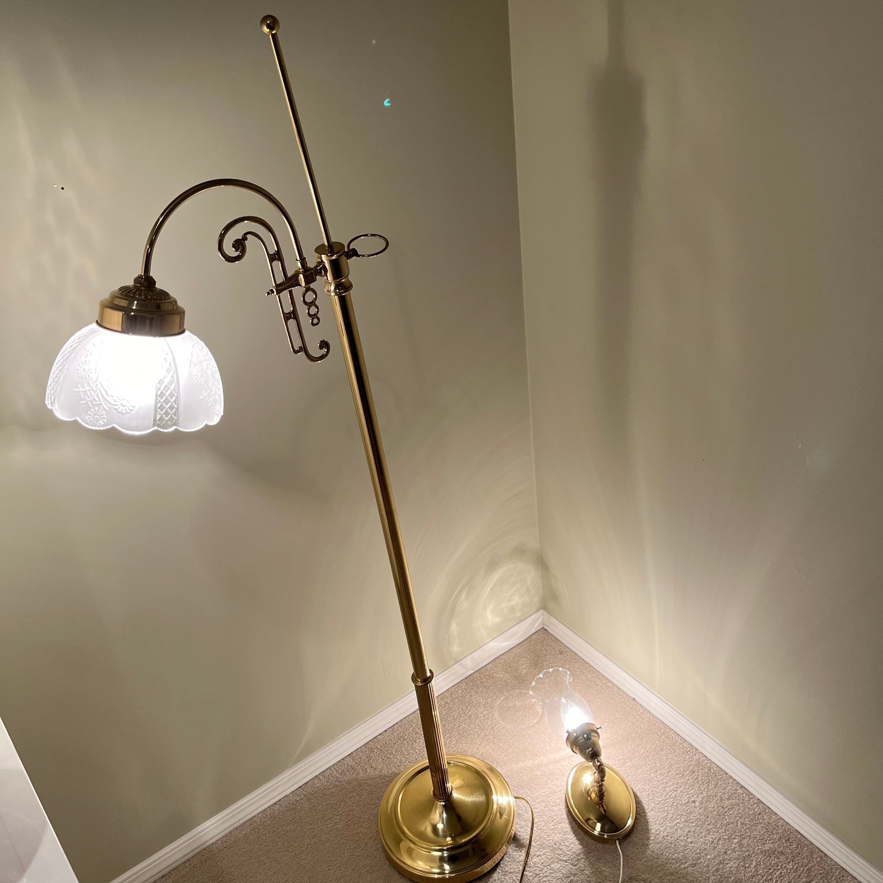 E545 2 Vintage brass lamps