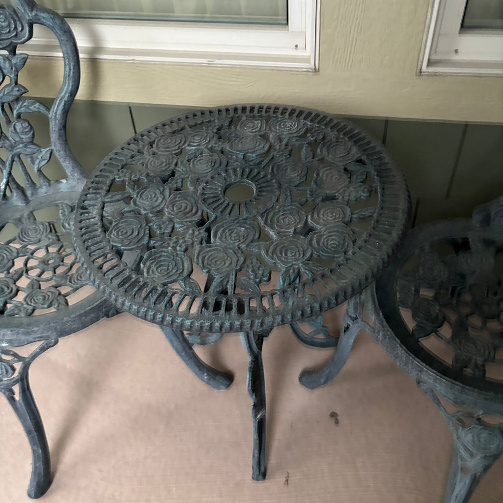 F806 Rose patterned bistro set (table and two chairs) ***aluminum cast