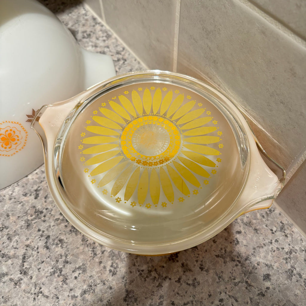 F810 Vintage Pyrex Grouping (Town & Country and Sunflower patterns)