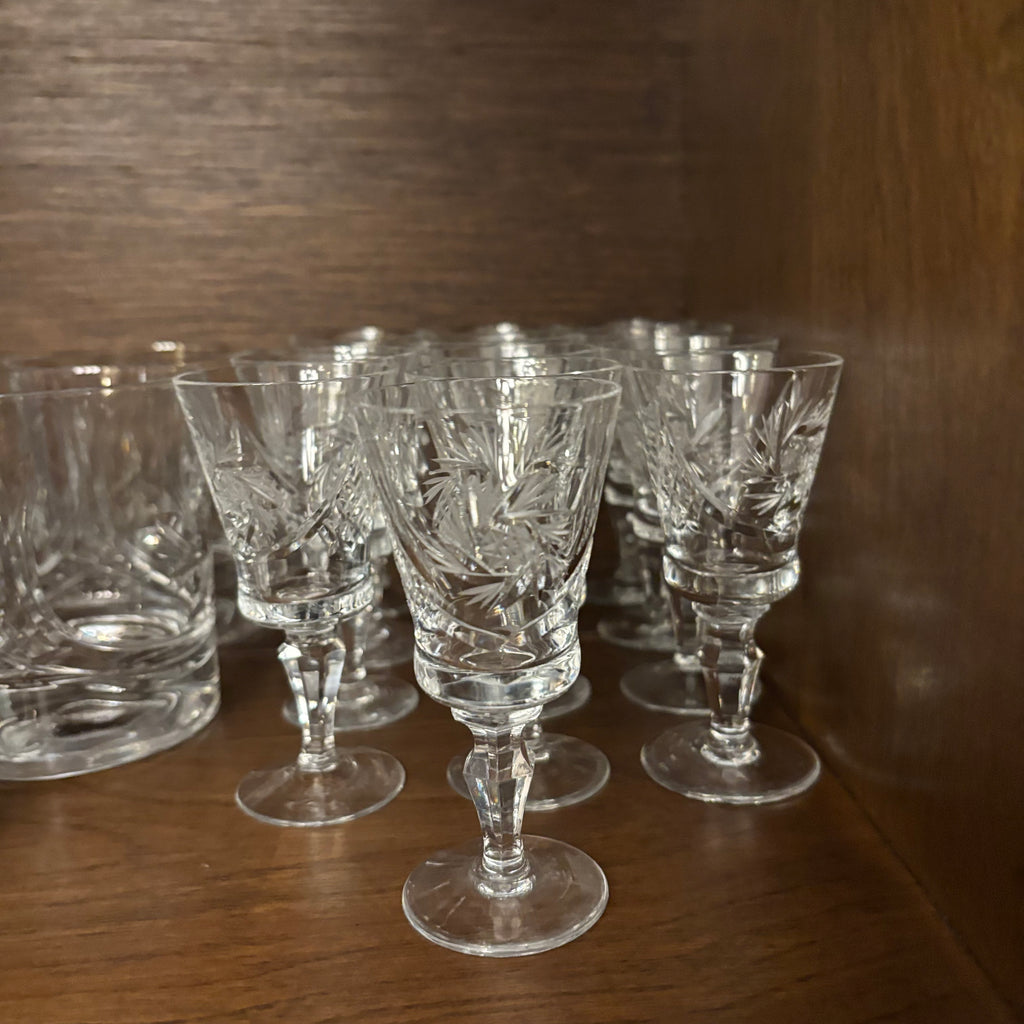 F814 Crystal Grouping (sherry glasses and more)