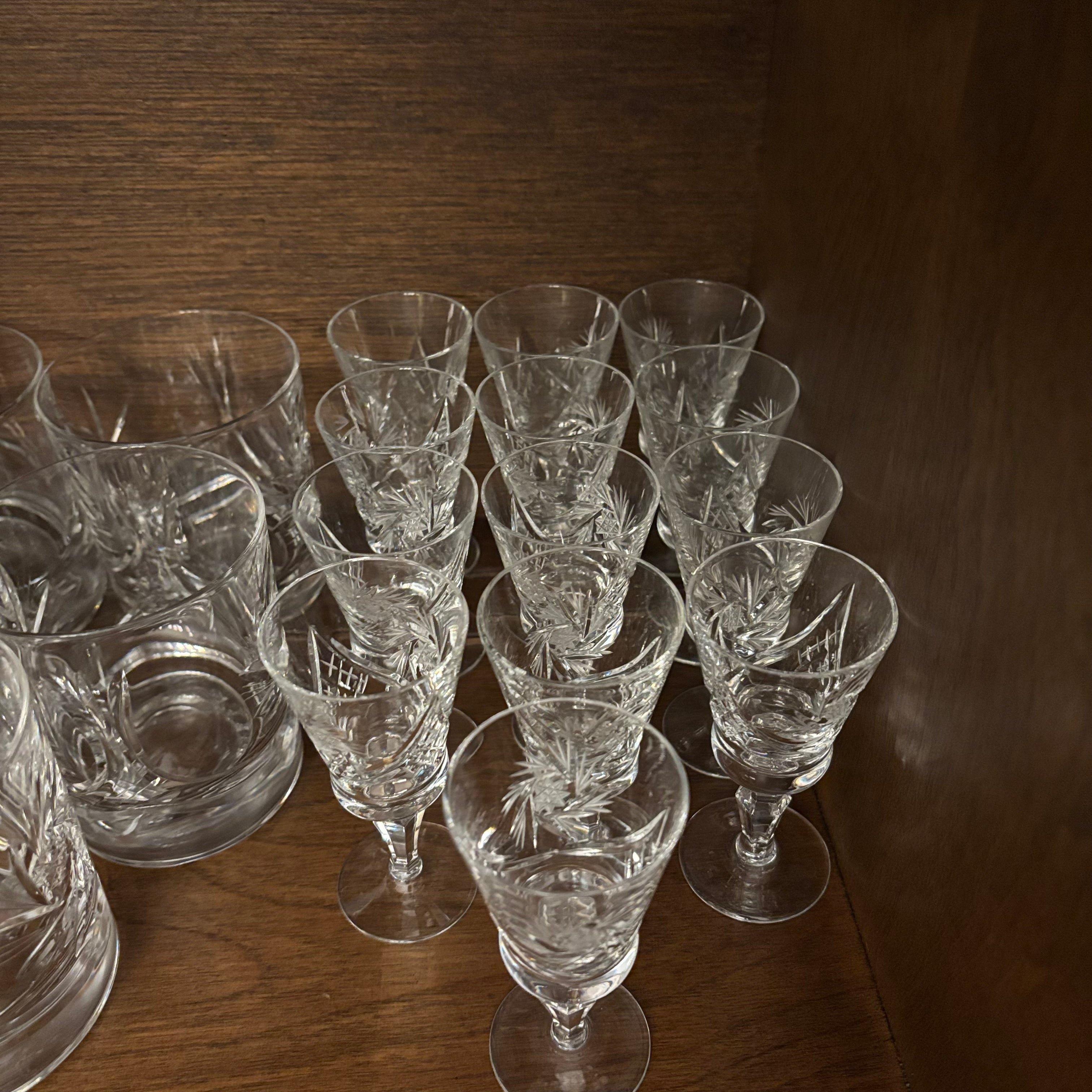 F814 Crystal Grouping (sherry glasses and more)