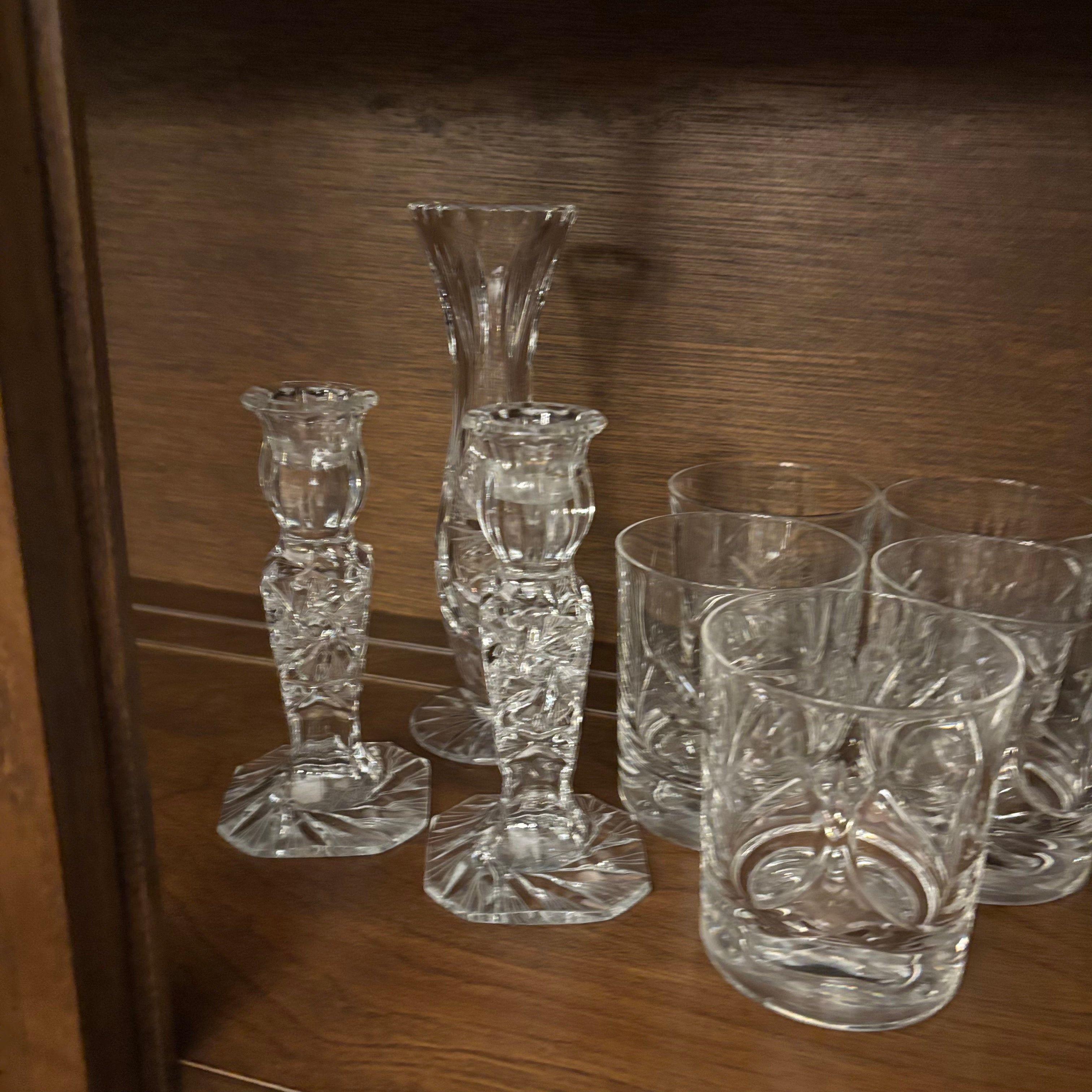 F814 Crystal Grouping (sherry glasses and more)