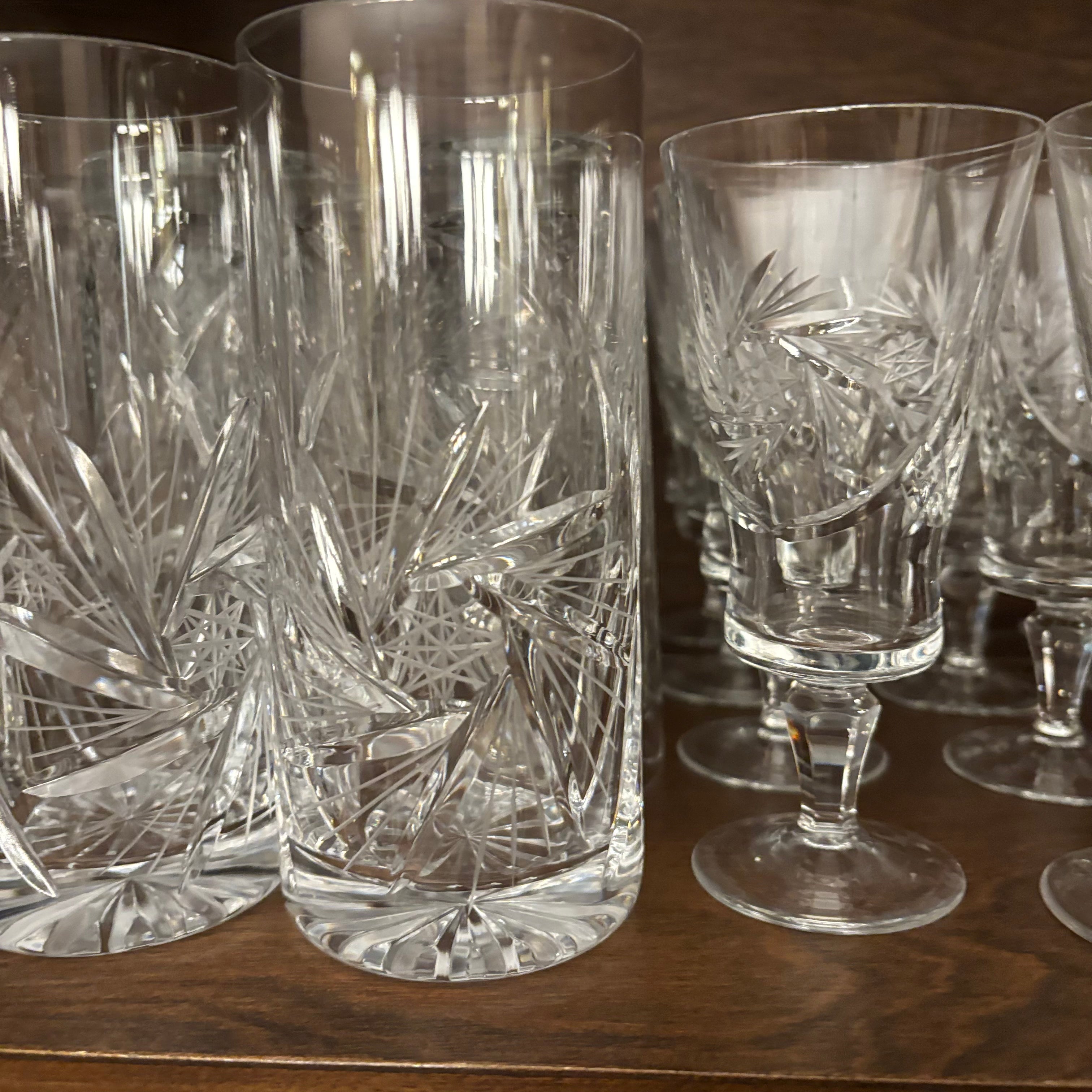 F814 Crystal Grouping (sherry glasses and more)