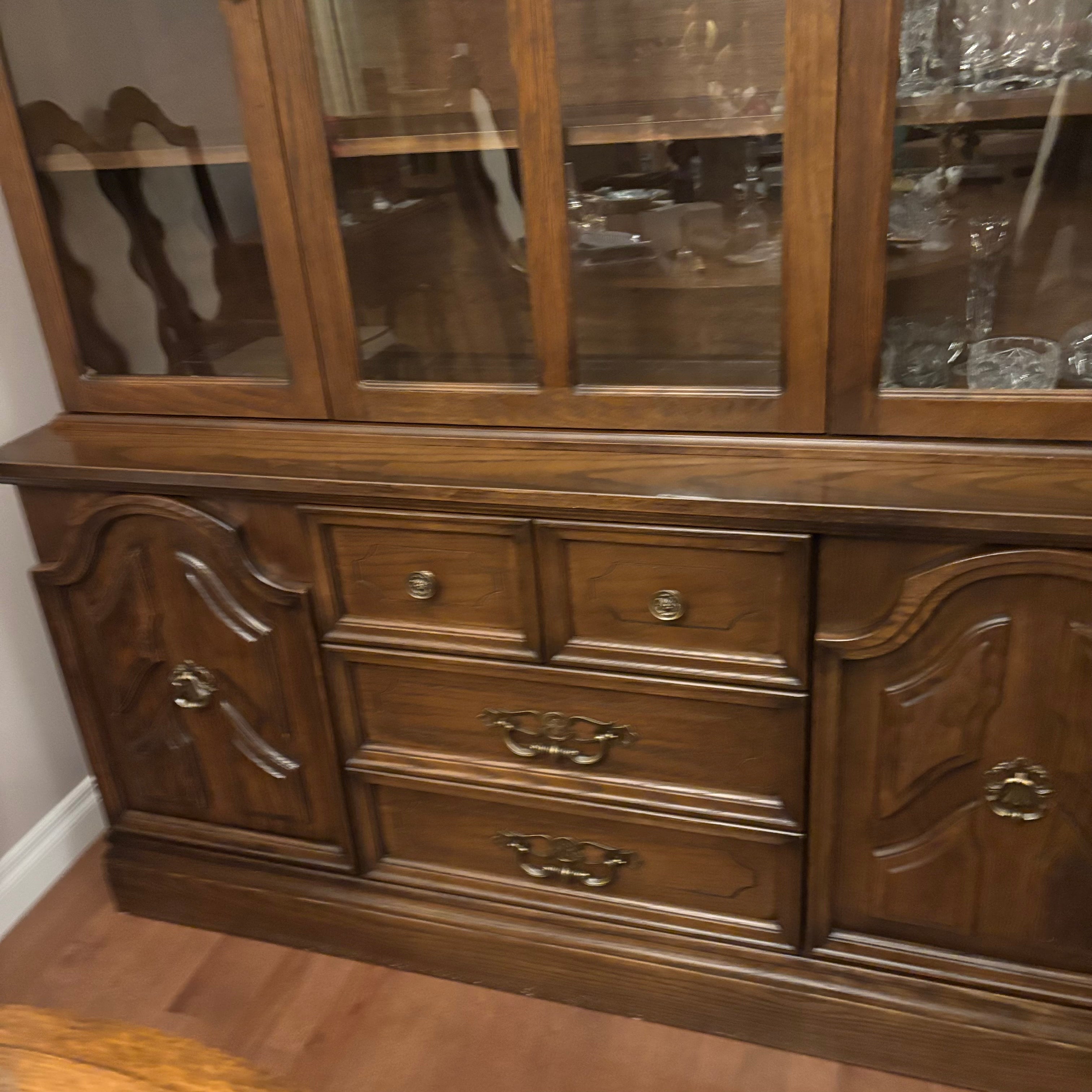 F816 Vintage wooden china cabinet