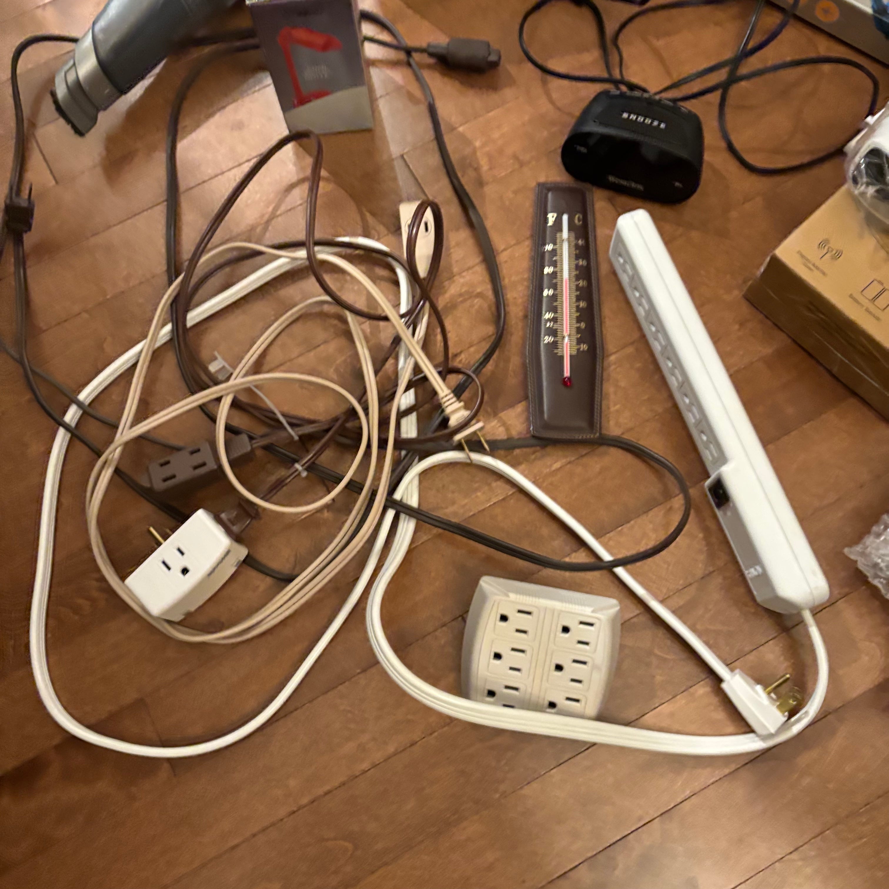 F820 Home Grouping (power cords and more)