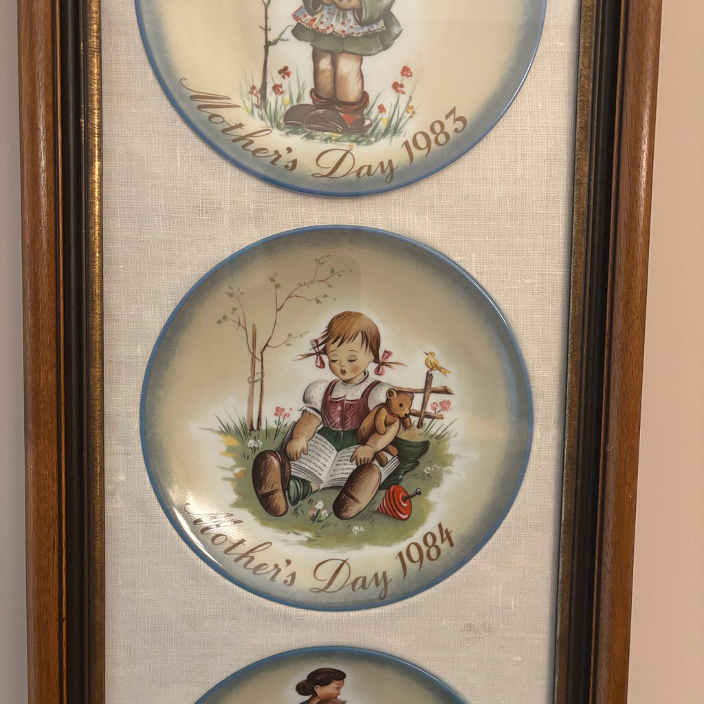 F821 Vintage Hummel Mothers Day plate framed display