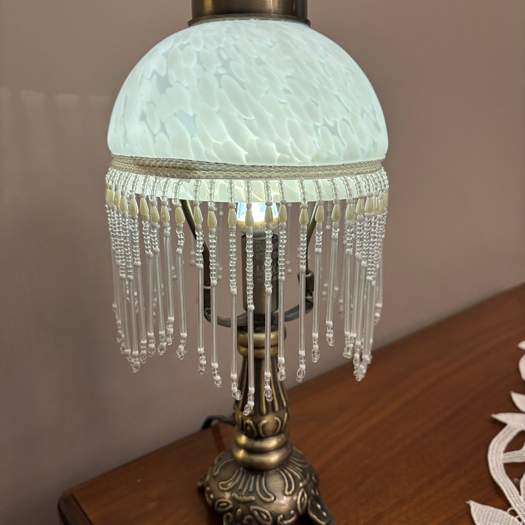 F823 Home Decor Grouping Grouping (table lamp and table runner)