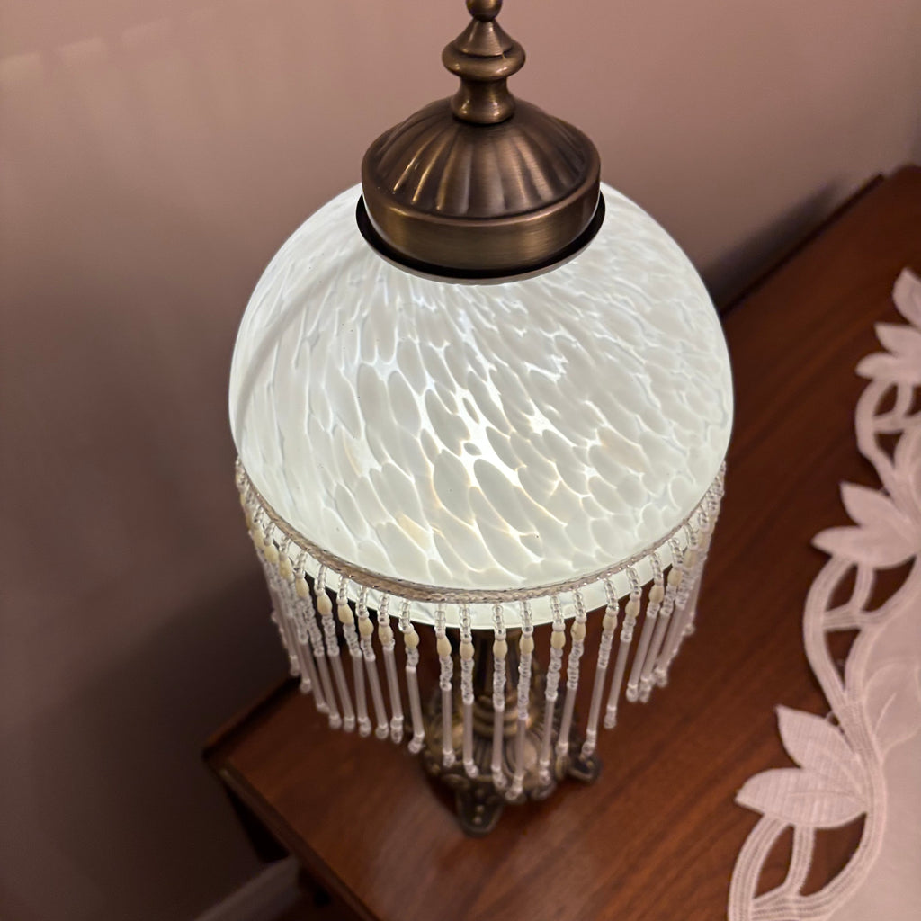 F823 Home Decor Grouping Grouping (table lamp and table runner)