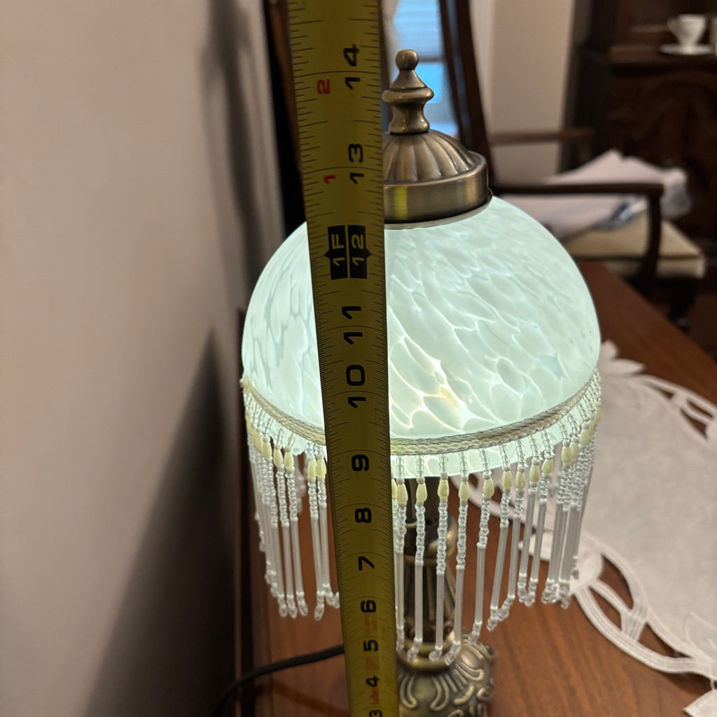 F823 Home Decor Grouping Grouping (table lamp and table runner)