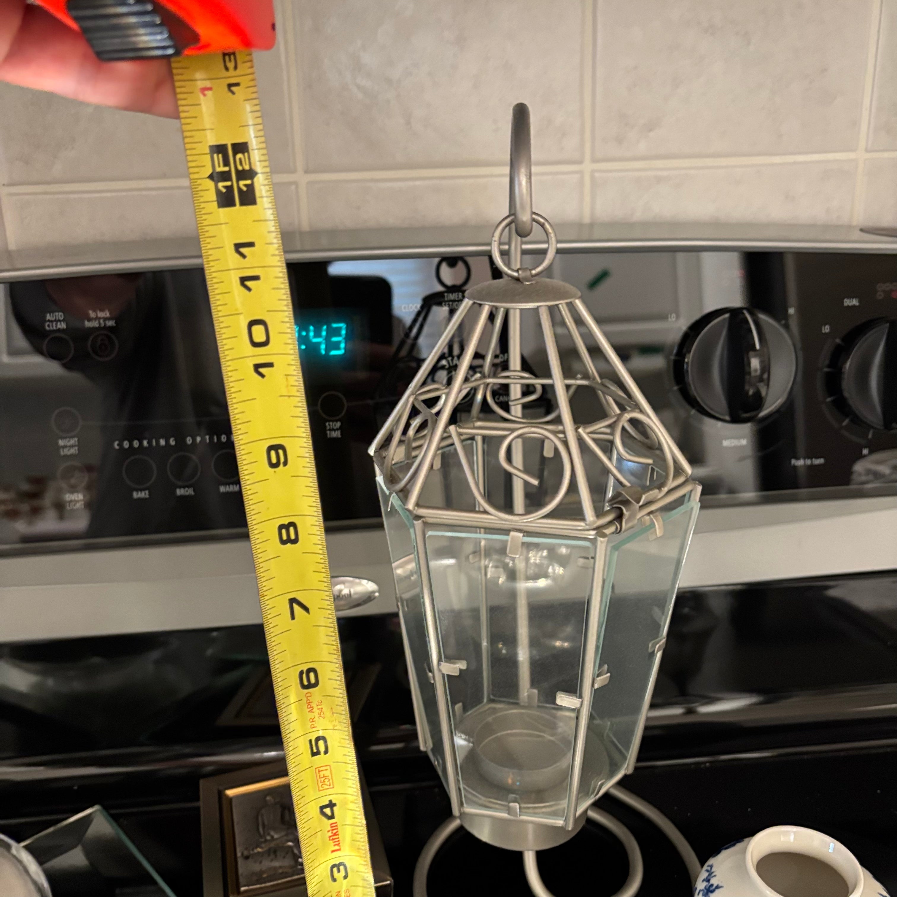 F834 Home decor grouping (tea light lanterns and more)