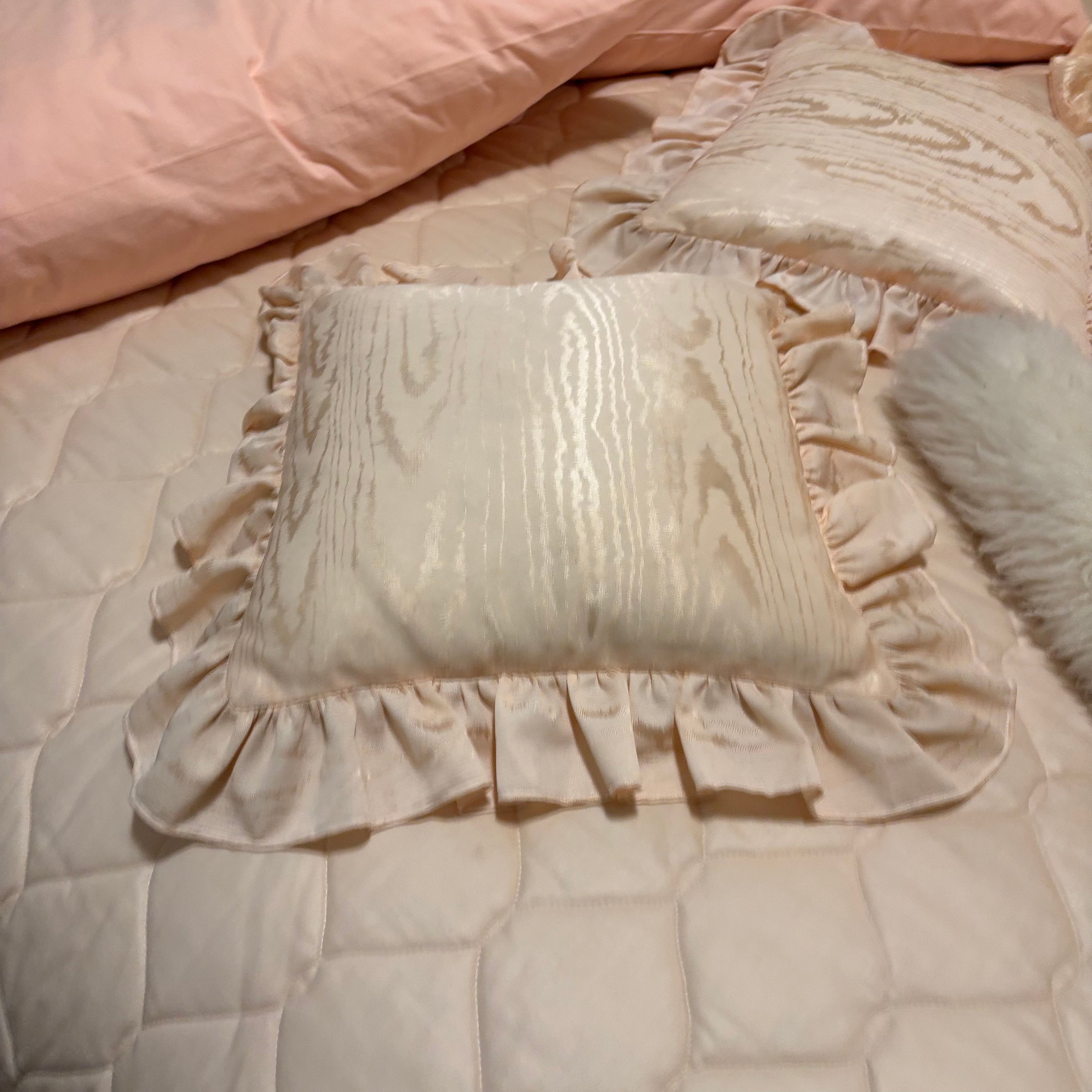 F835 Peachy vintage linens grouping (linens on bed only; bed not included)