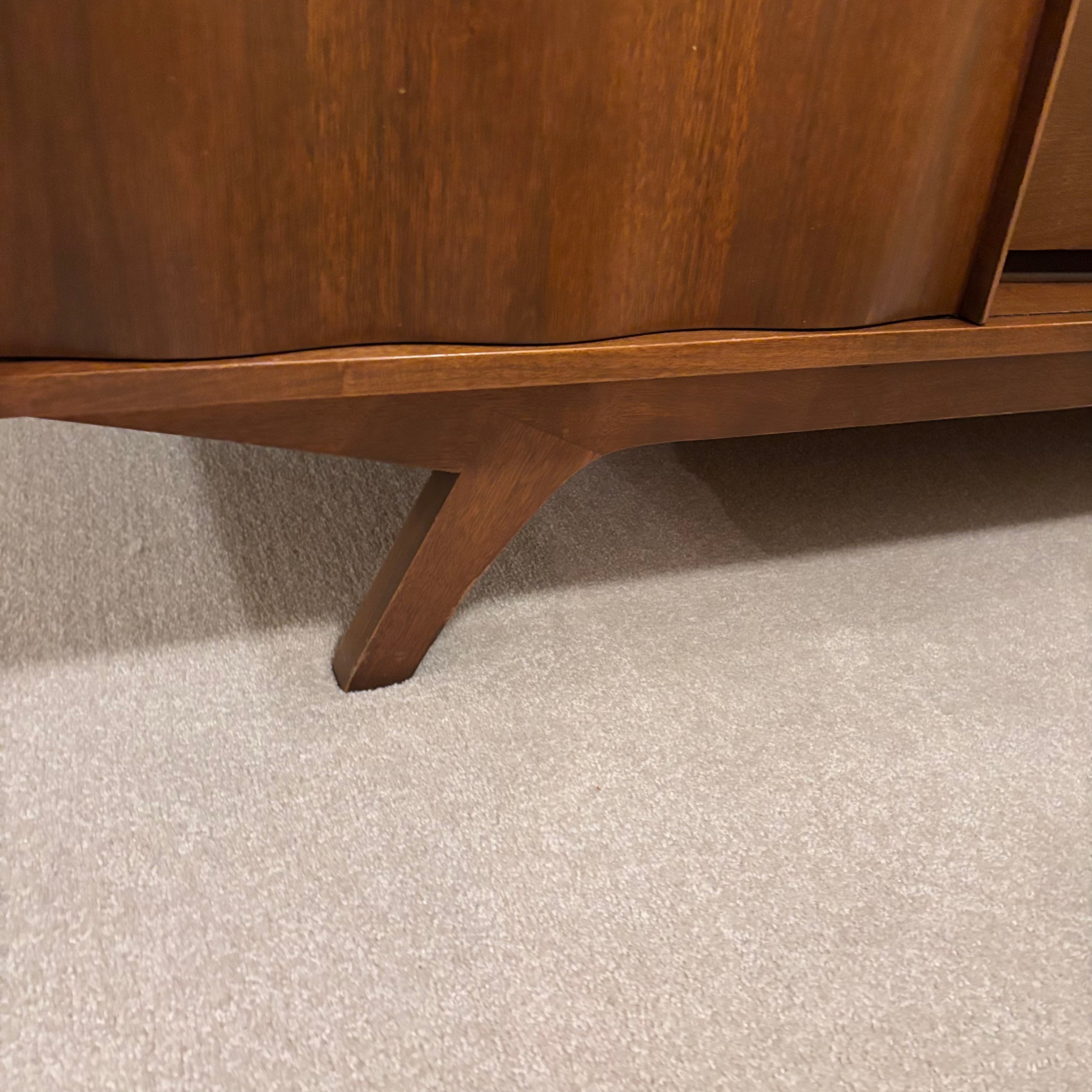 F836 Mid Century Modern Solid walnut 9 drawer dresser with mirror (water damage on top)