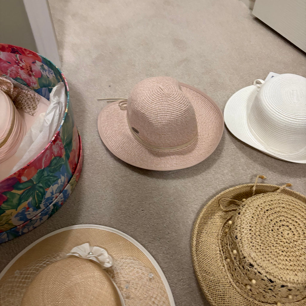 F839 Ladies hats grouping