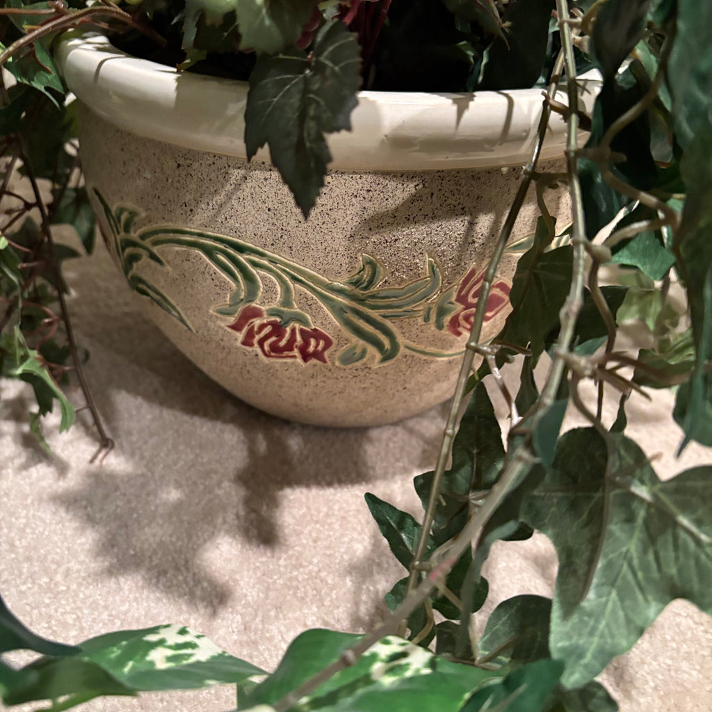 F841 Faux tree and greenery