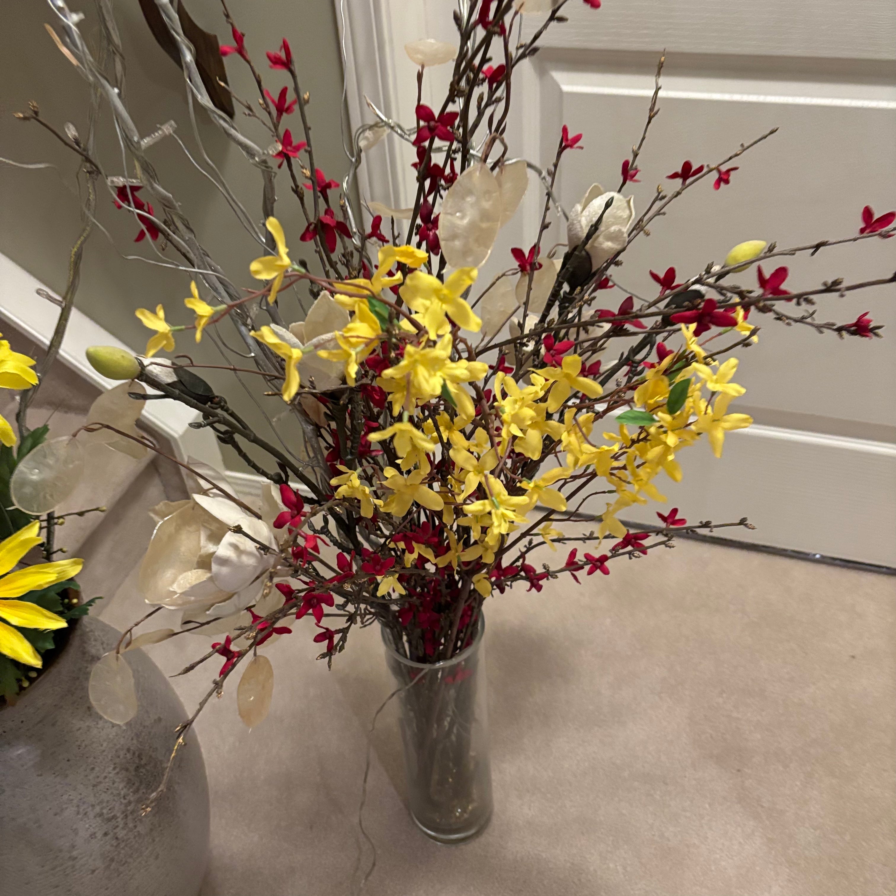 F842 2 faux arrangements with fairy lights